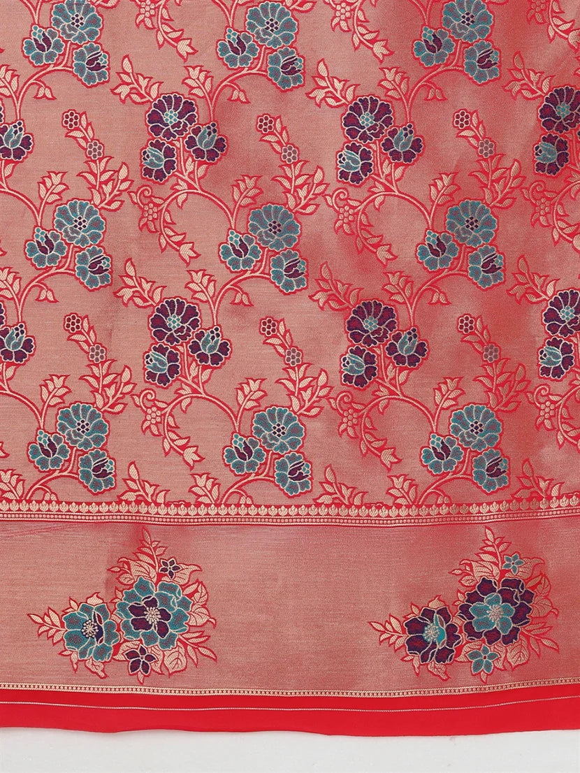 Pink Banarasi-Style Silk Blend Saree with Floral Zari Border, pallu close-up