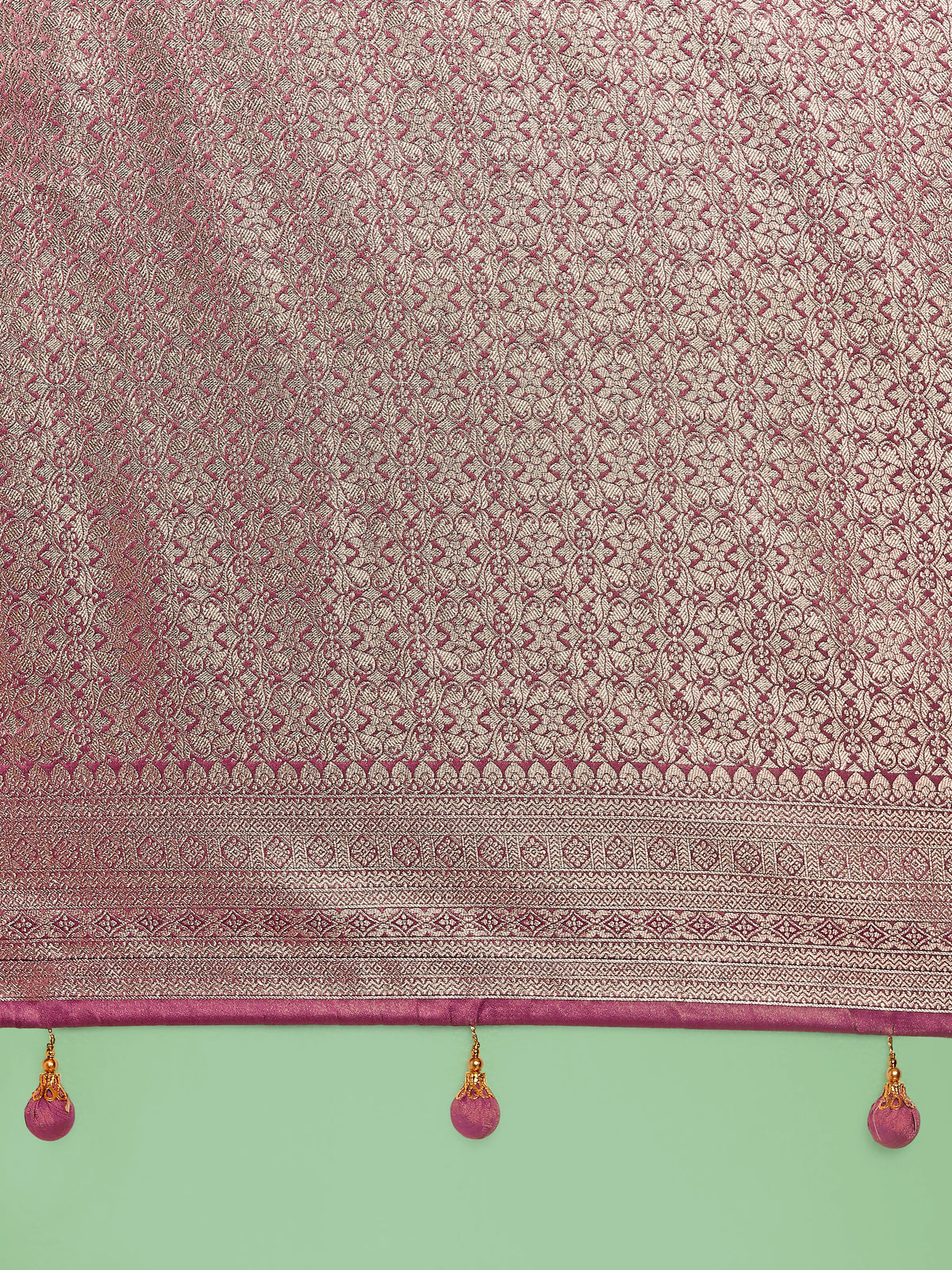 Rose Pink Banarasi-Style Silk Blend Saree with Scalloped Zari Jaal, pallu close-up