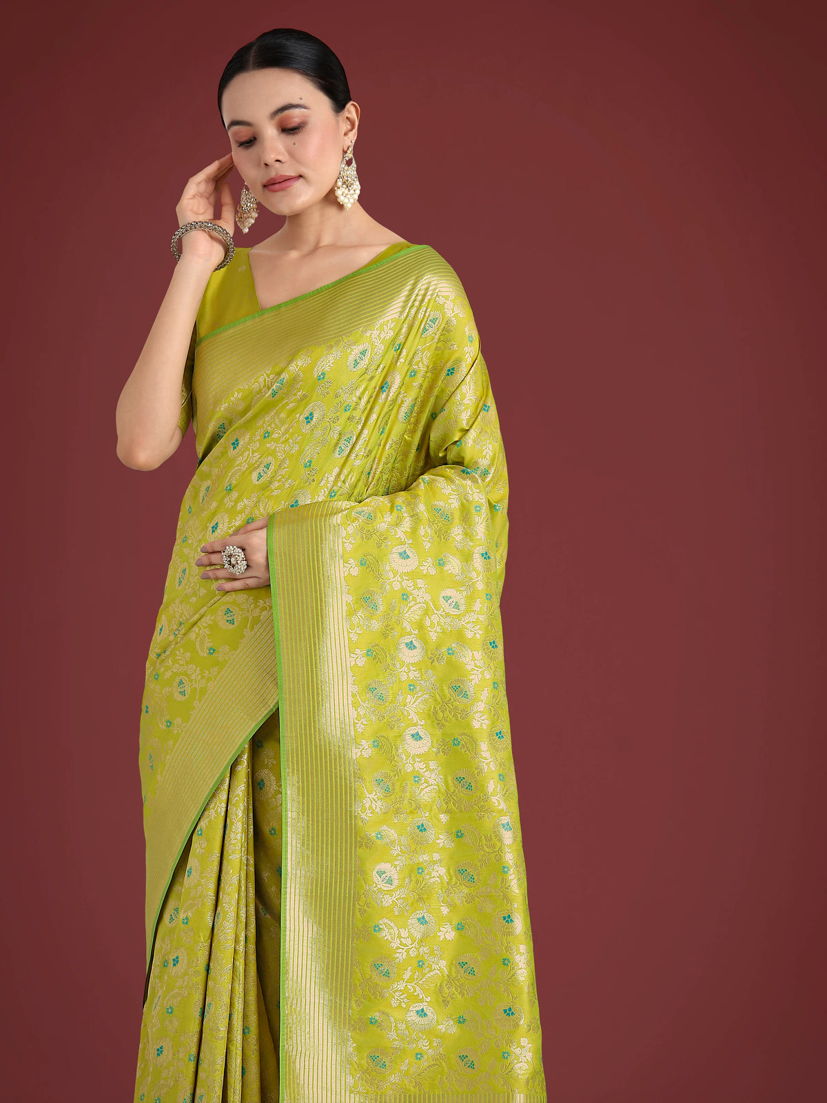 Parrot Green Banarasi-Style Silk Blend Saree with Floral Jaal, side