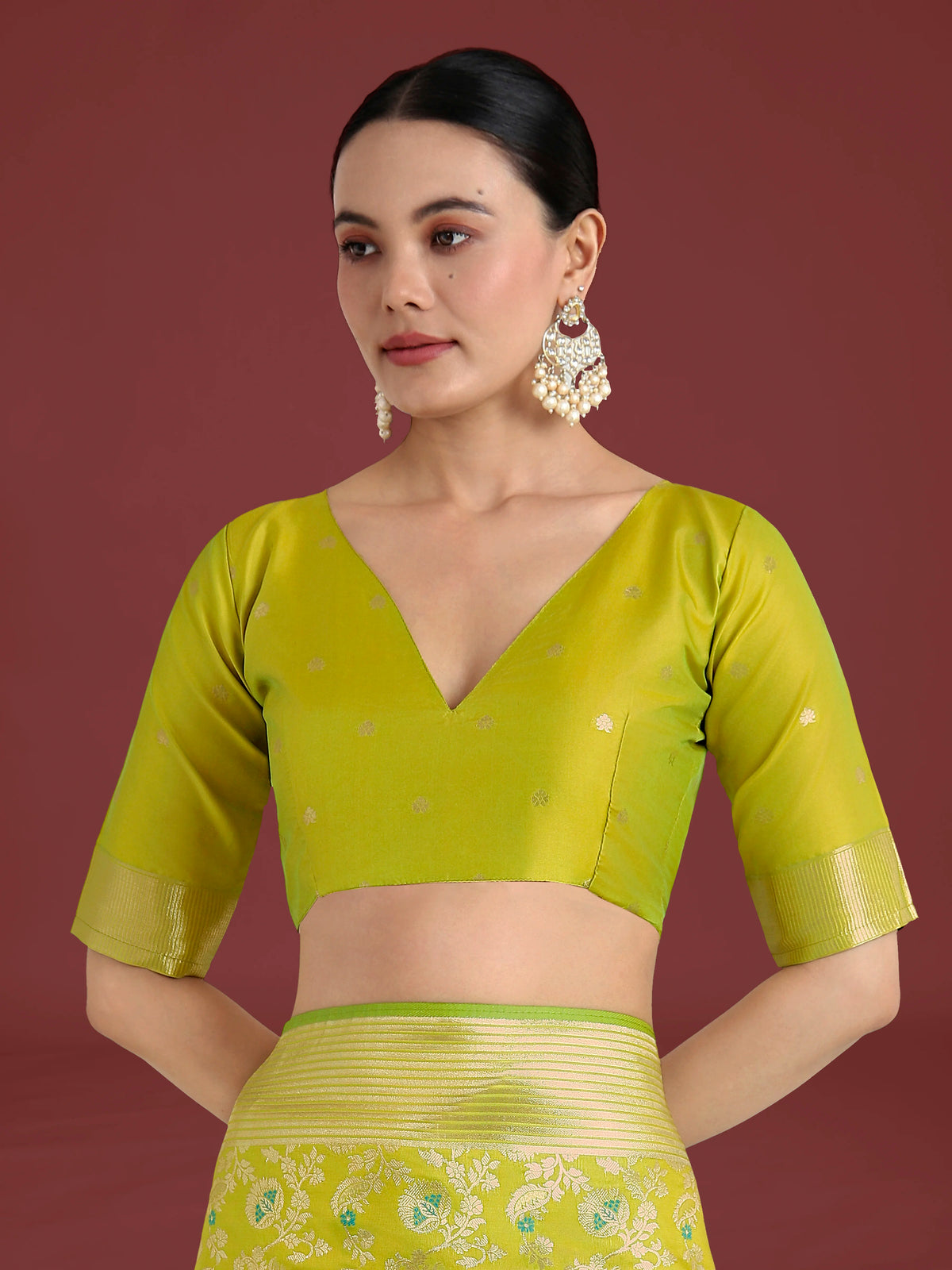 Parrot Green Banarasi-Style Silk Blend Saree with Floral Jaal, blouse detail
