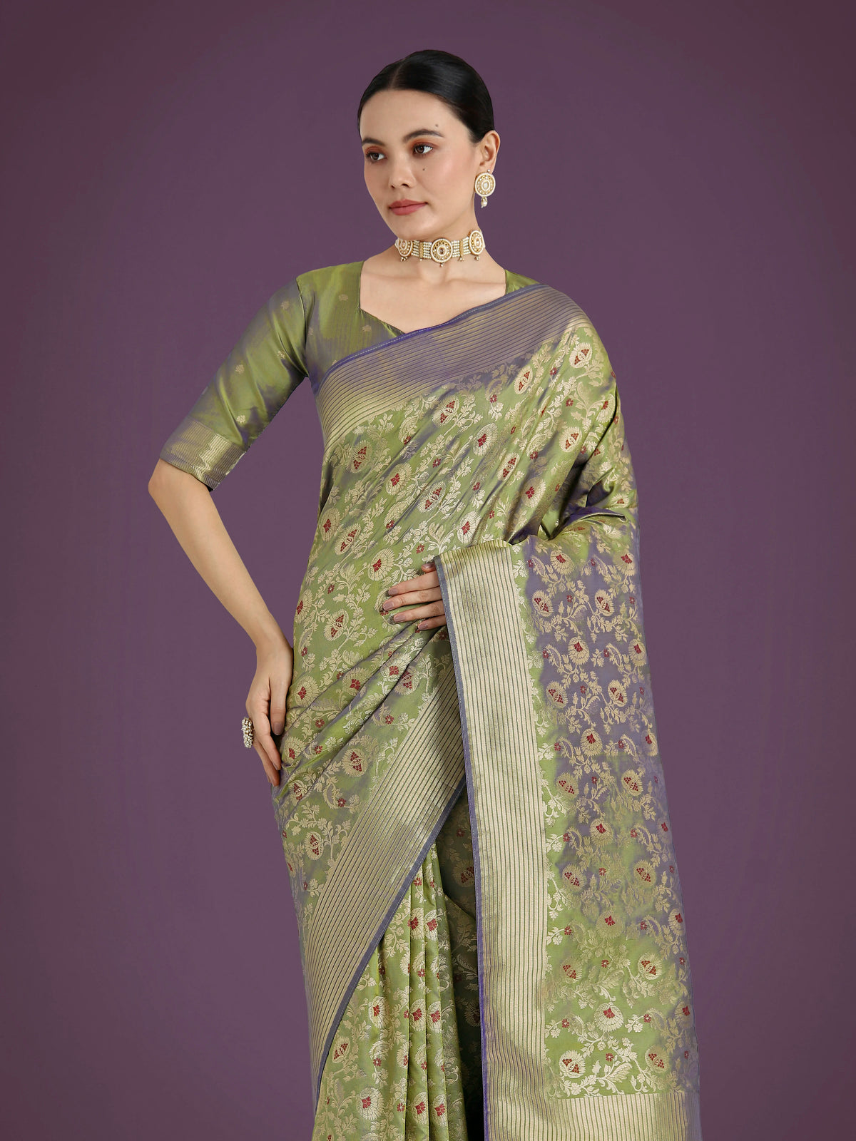 Olive Banarasi-Style Silk Blend Saree with Floral Jaal, side