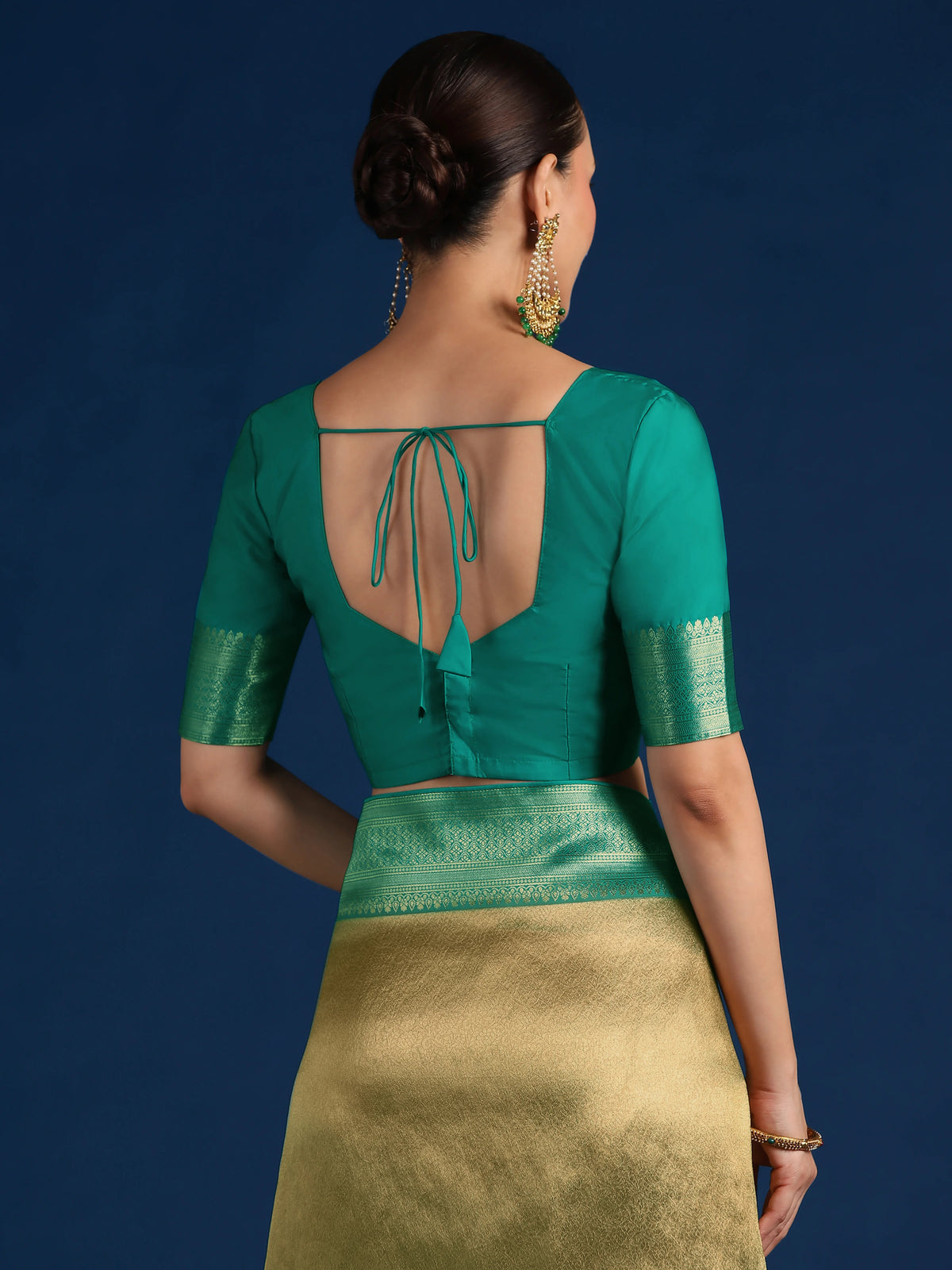 Turquoise Silk Blend Saree with Wide Zari Border, blouse back