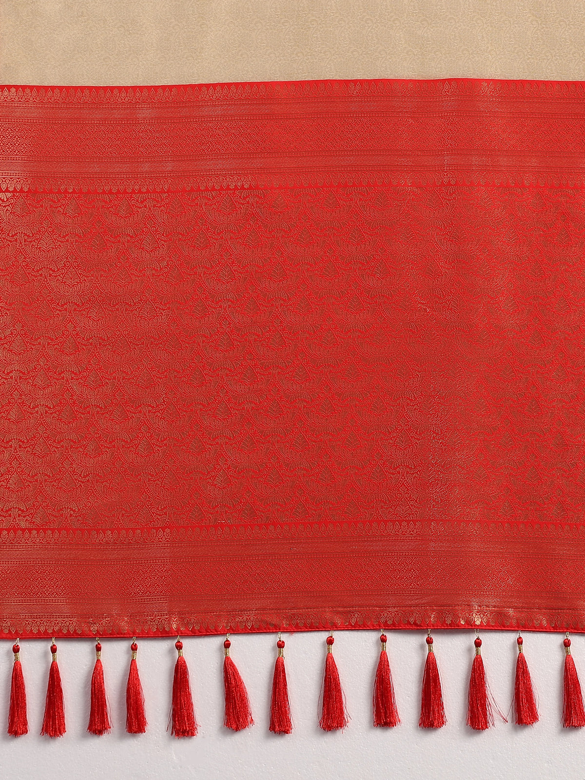 Red Silk Blend Saree with Wide Zari Border, pallu close-up