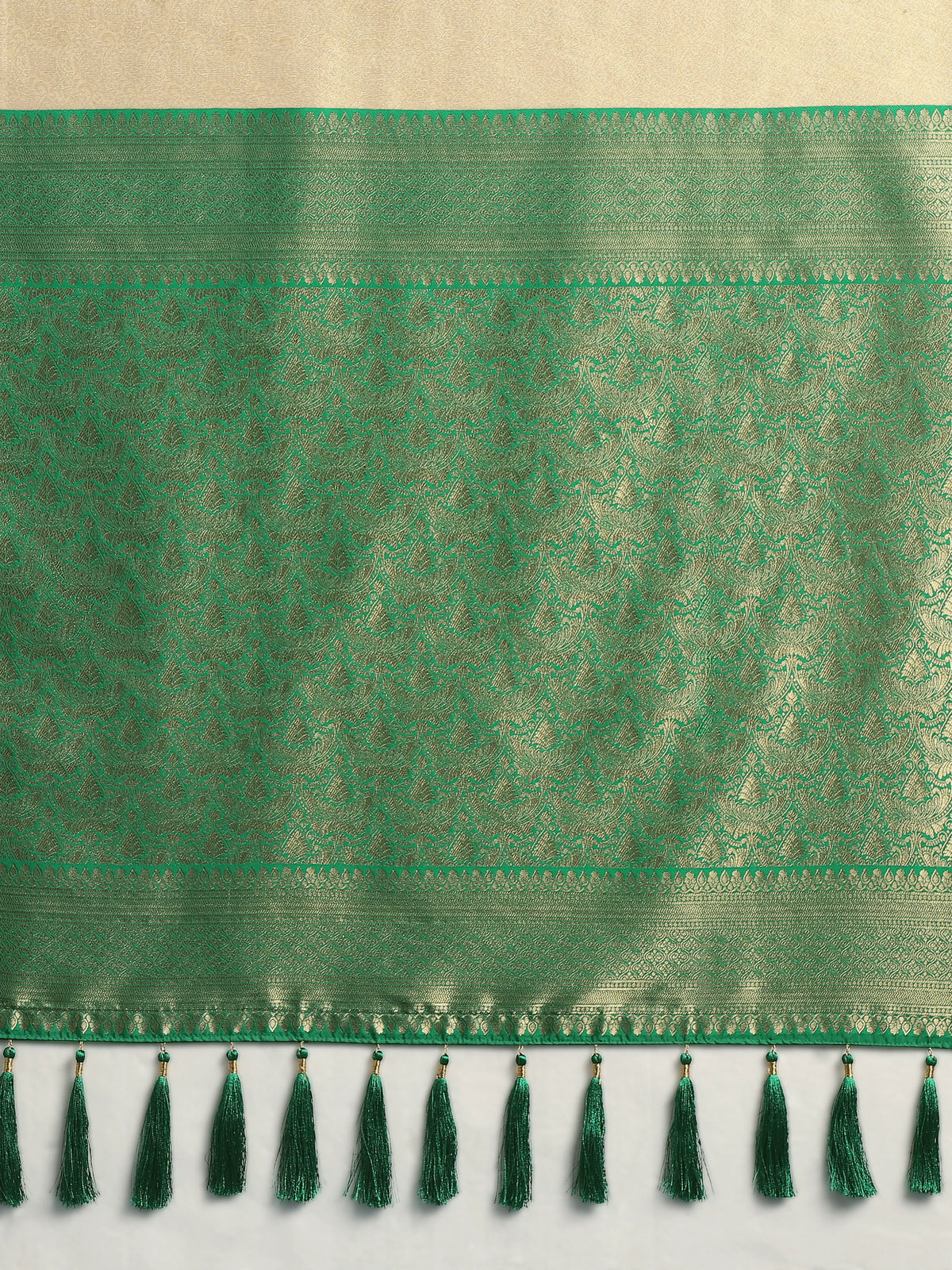 Dark Green Silk Blend Saree with Wide Zari Border, pallu close-up