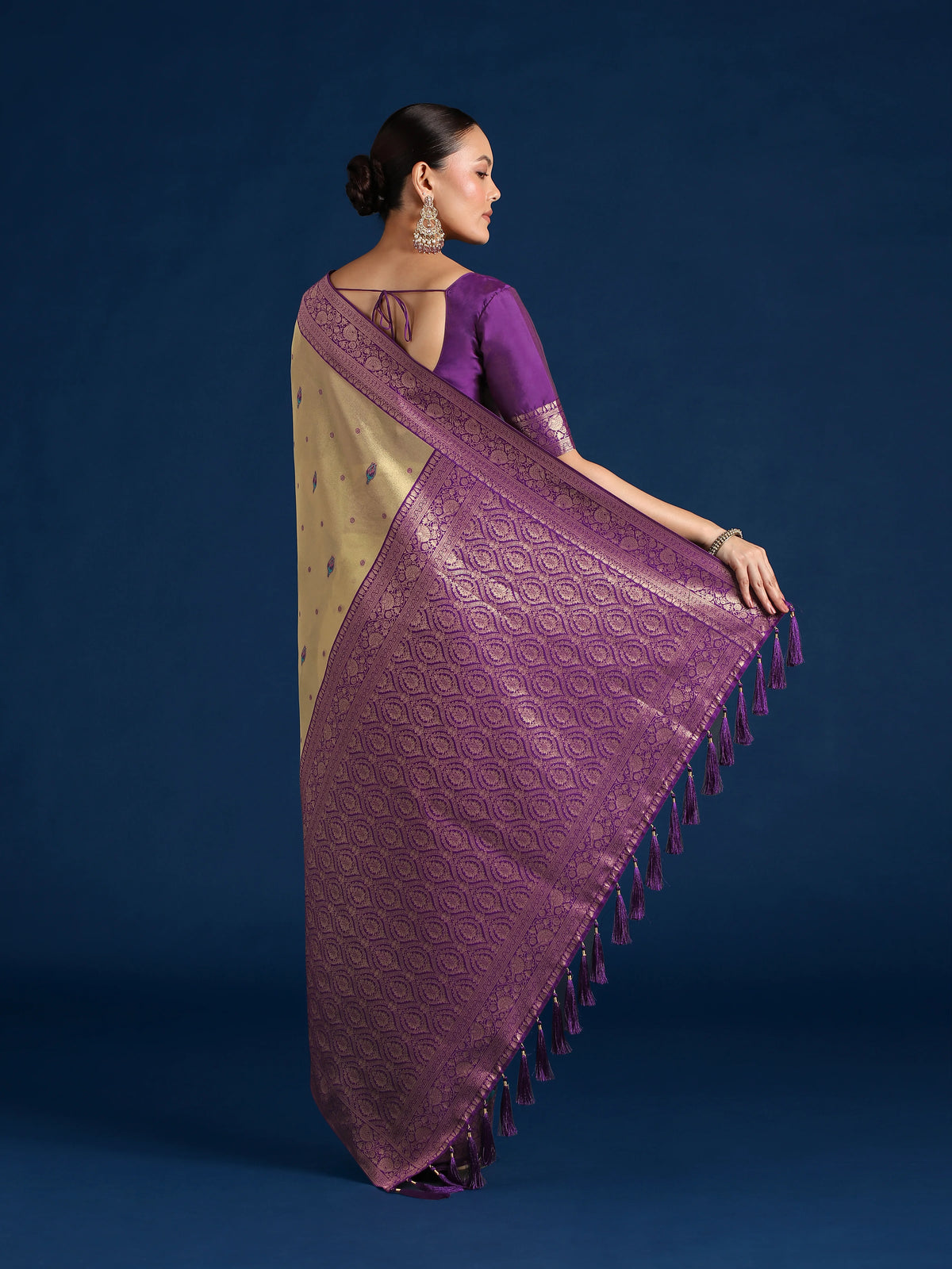 Purple Silk Blend Saree with Woven Floral Motifs, back with pallu