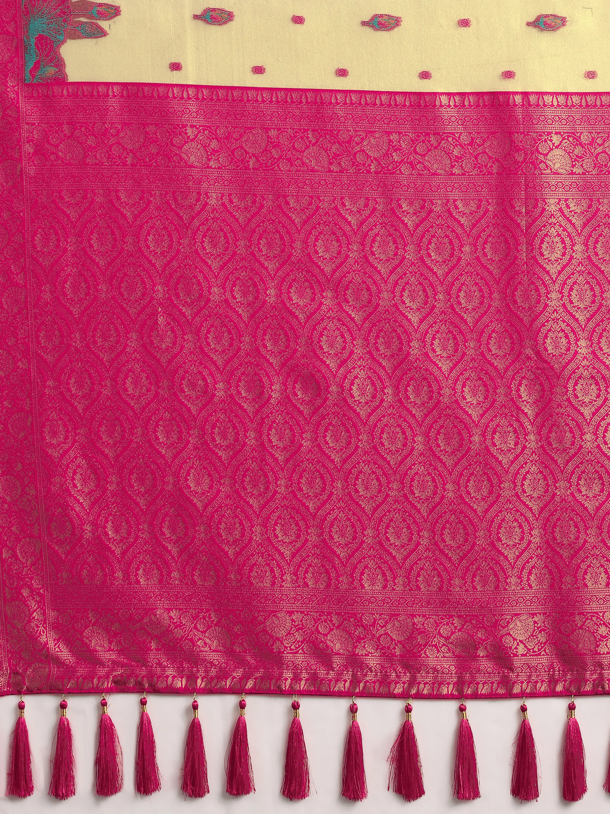 Rani Pink Silk Blend Saree with Woven Floral Motifs, pallu close-up