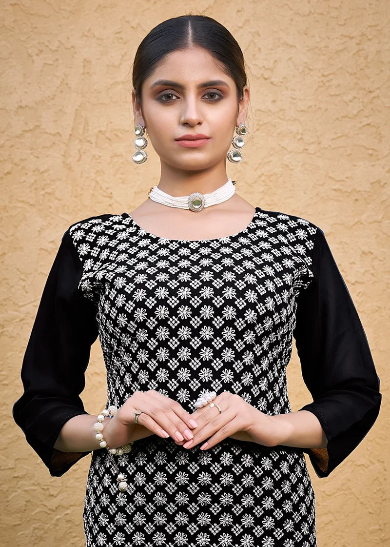 Black Georgette Embroidered Straight Kurti, embroidery close-up