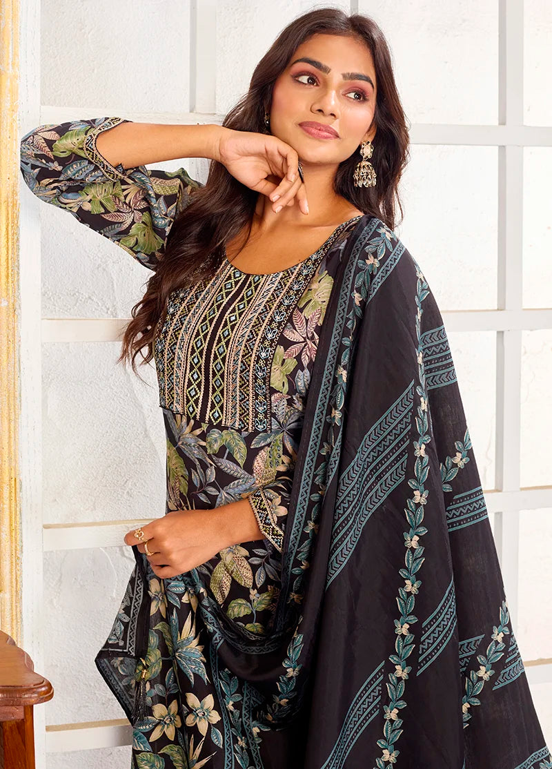 Black Chanderi Embroidered Kurti Set with Dupatta, dupatta detail