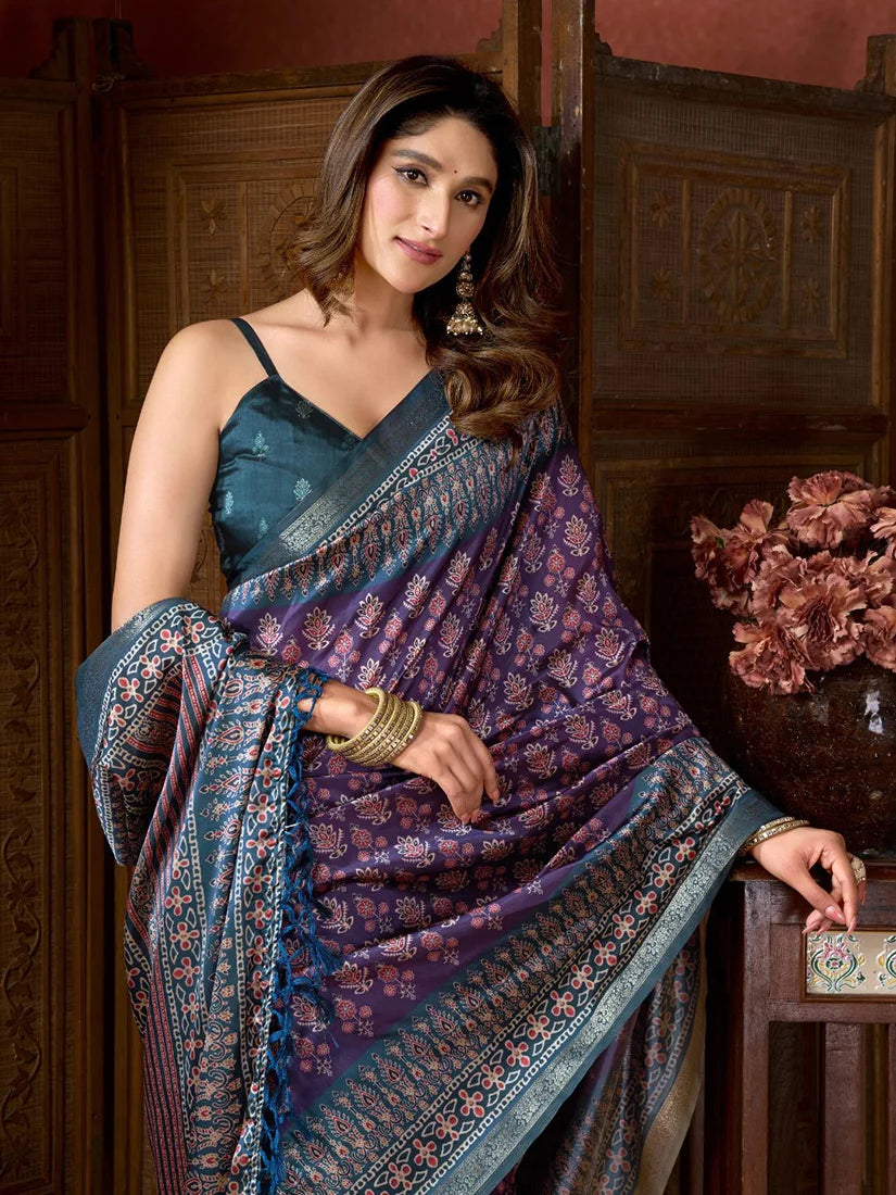 Purple Crepe Saree with Printed Medallion Pallu, blouse and pallu close-up