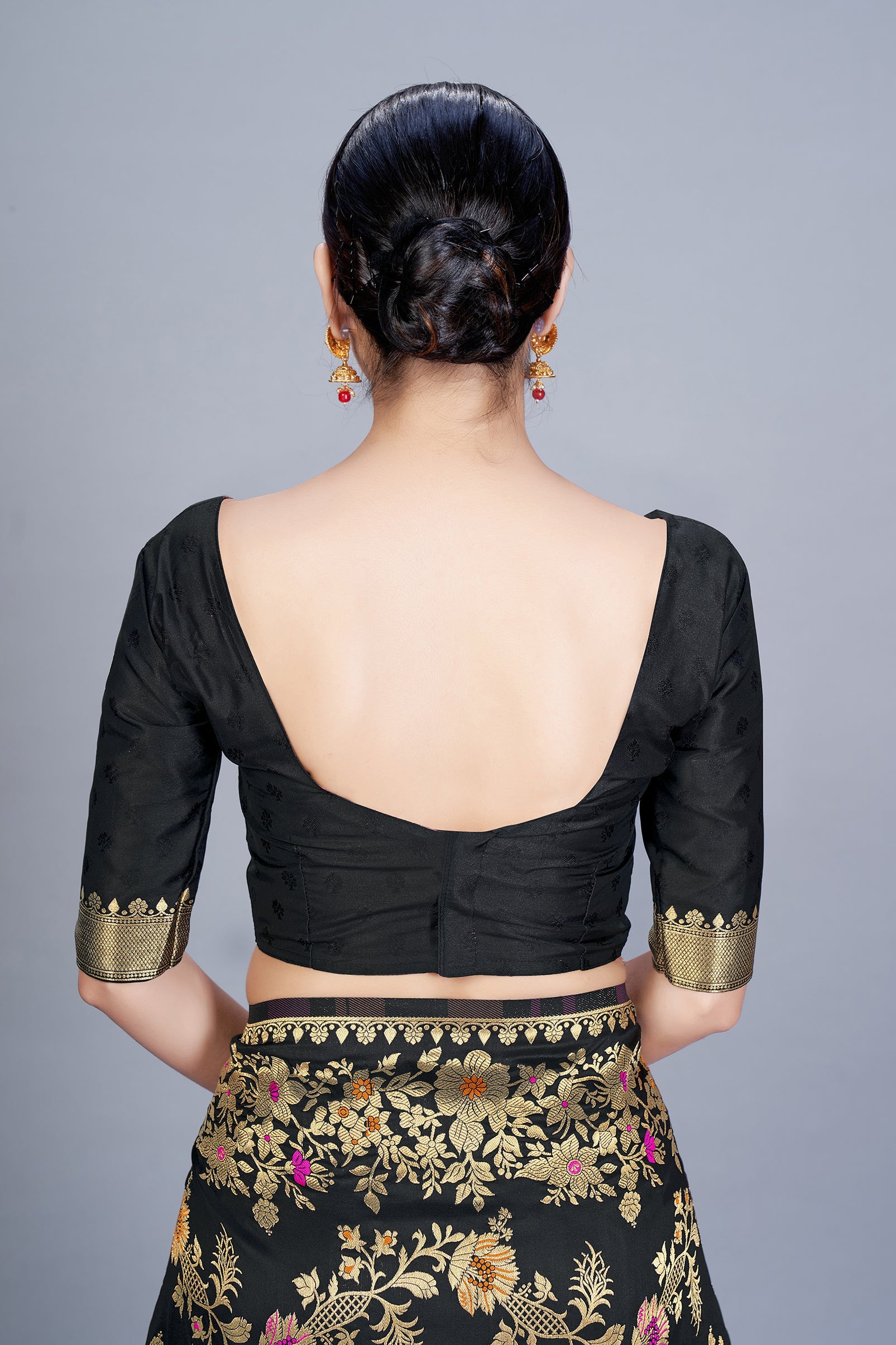 Black Banarasi Silk Zari Woven Trending Saree