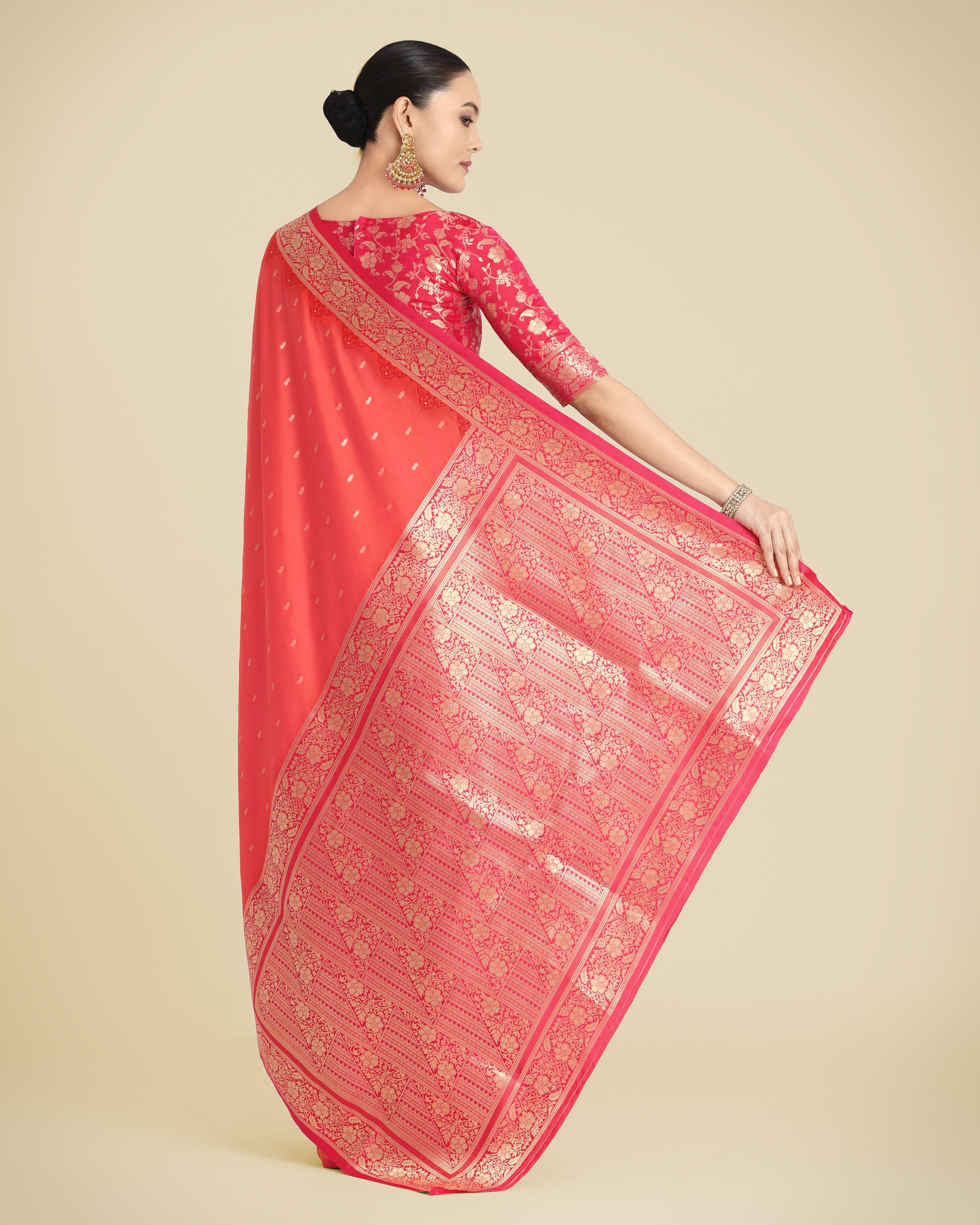 Coral Banarasi Soft Silk Butti & Zari Weave Tradition Saree