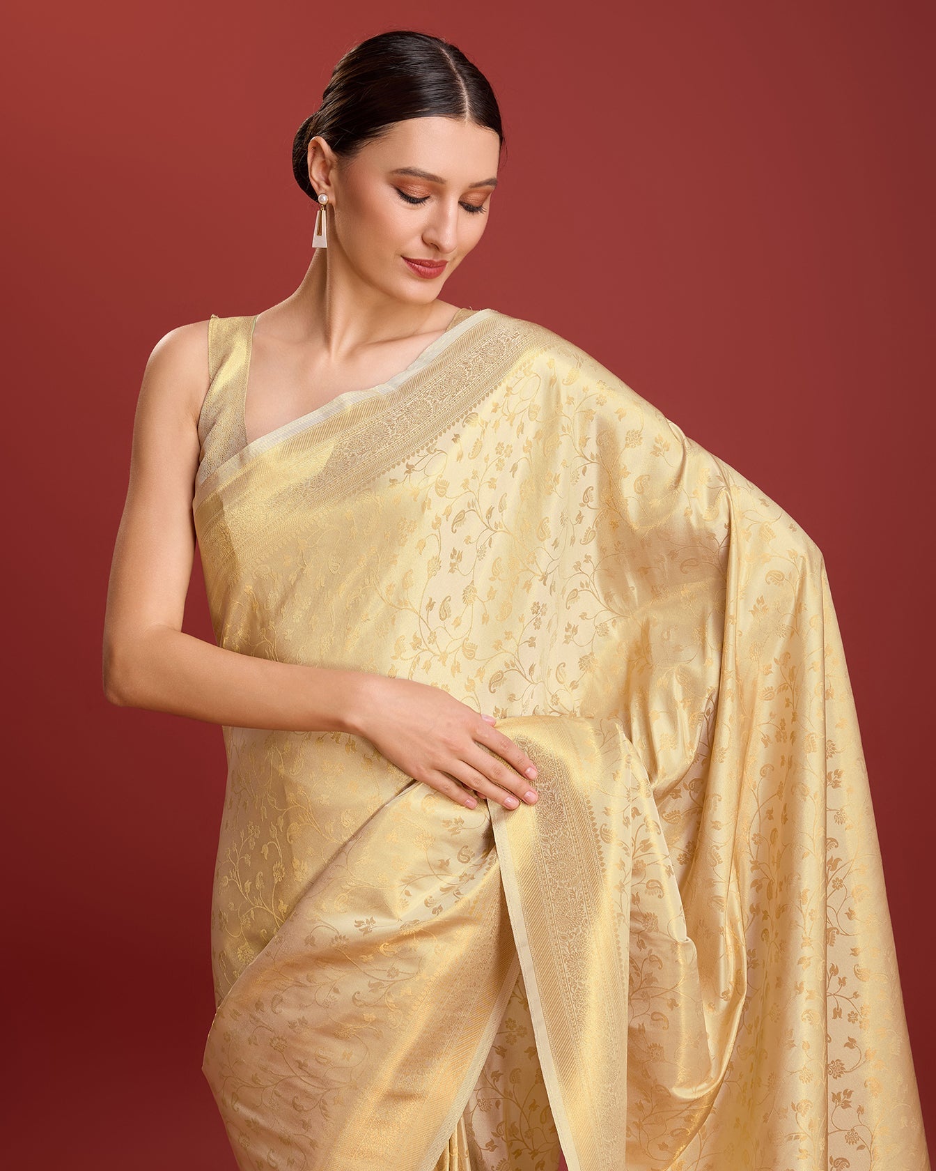 Beige Kanjivaram Silk Zari Woven Traditional Saree - Monjolika Fashion