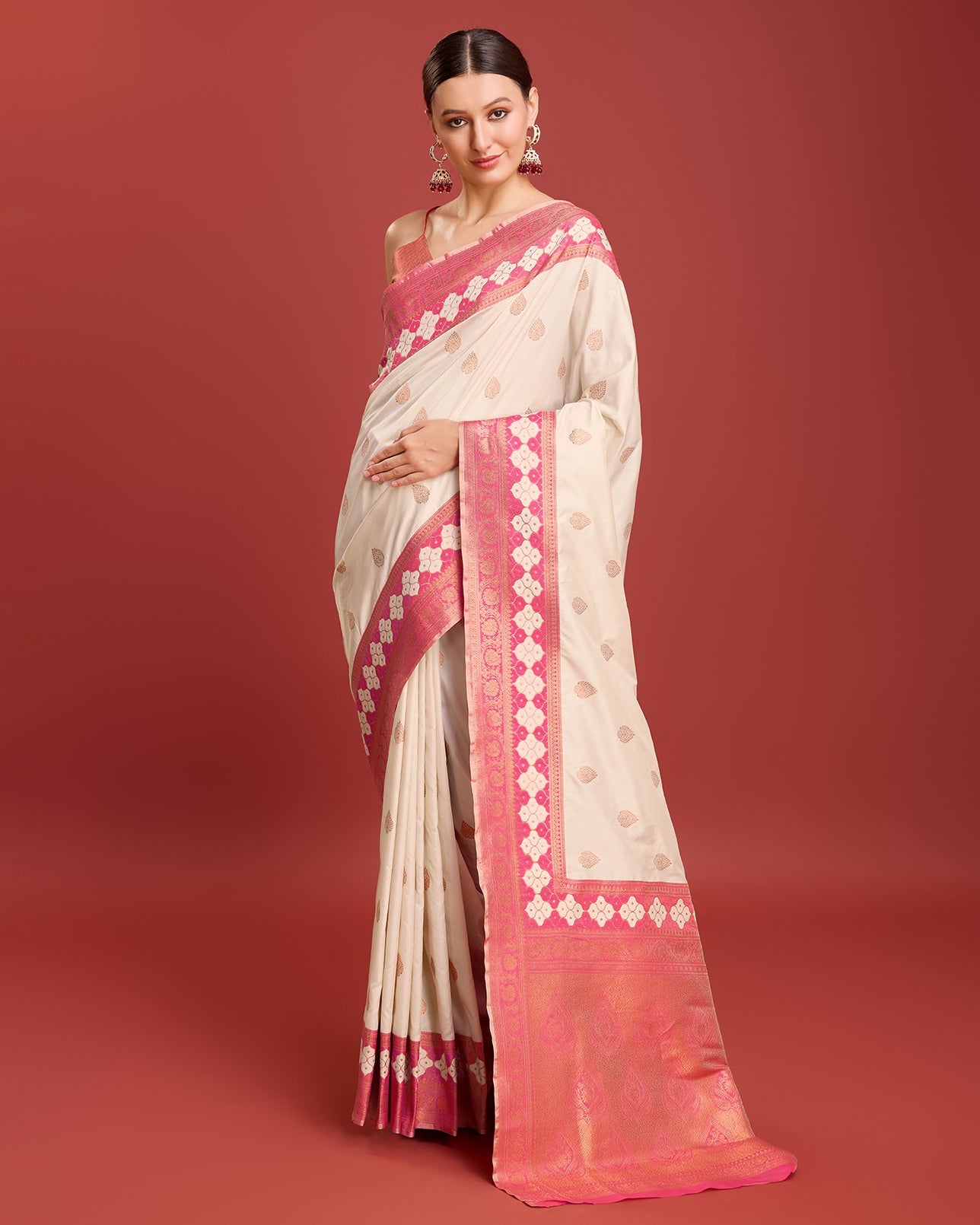 Rani Pink Banarasi silk Brocade Woven Saree - Monjolika Fashion