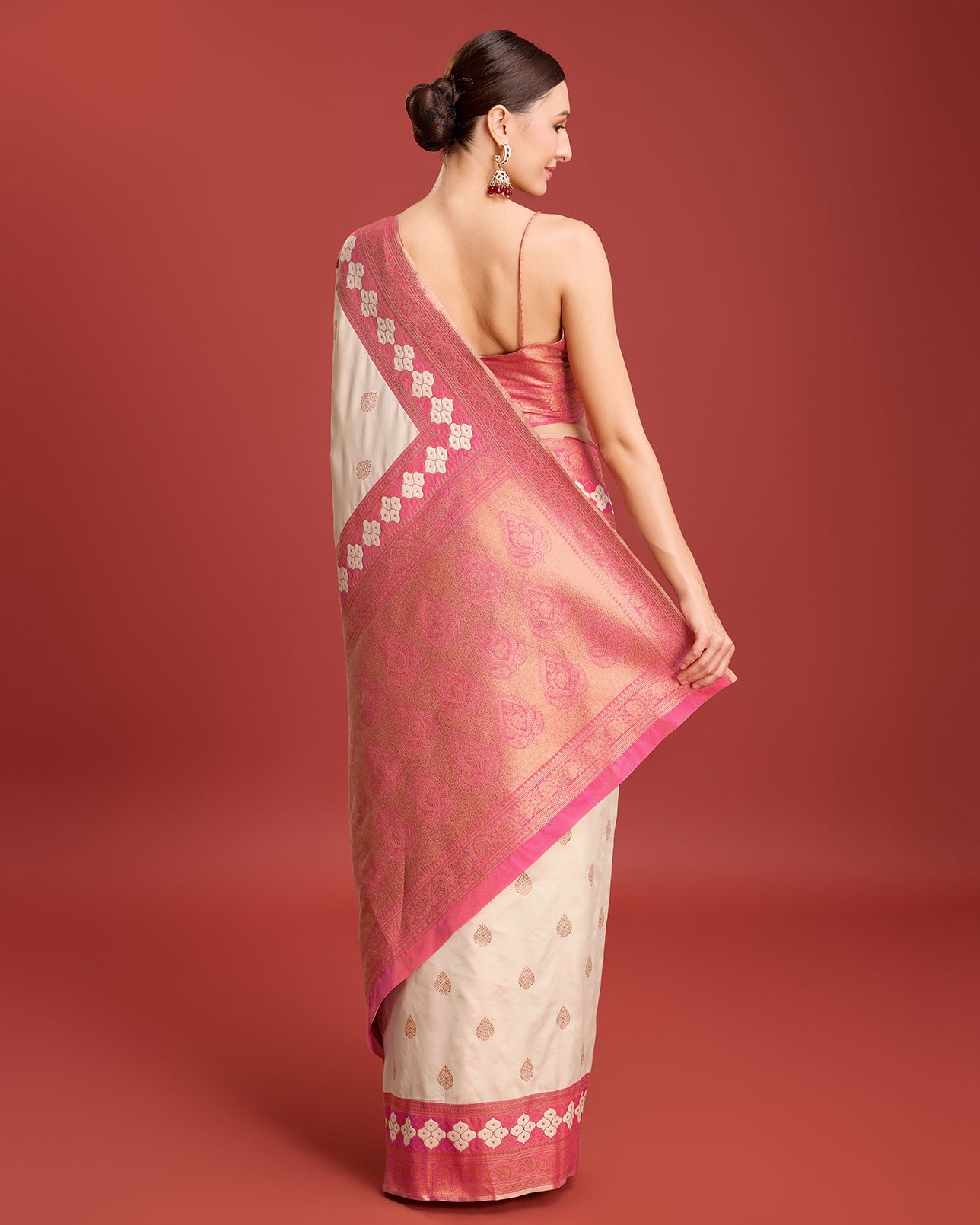 Rani Pink Banarasi silk Brocade Woven Saree - Monjolika Fashion