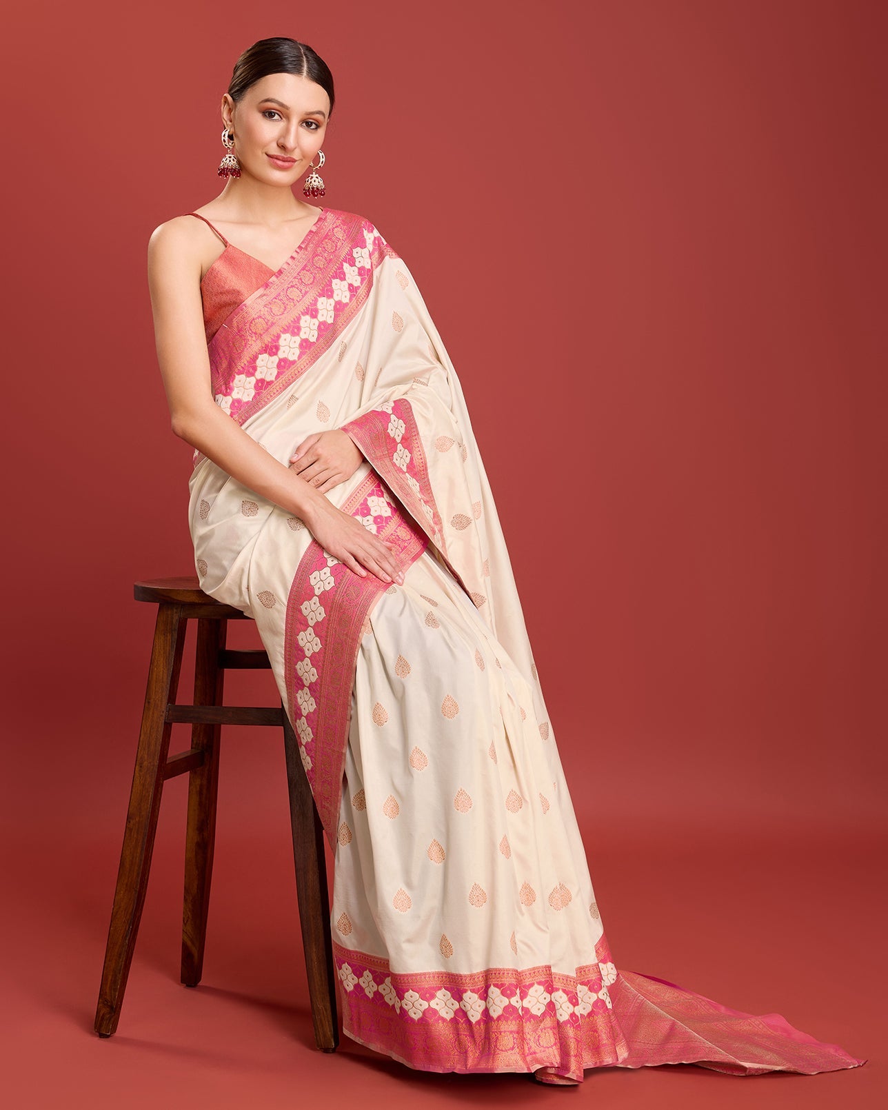 Rani Pink Banarasi silk Brocade Woven Saree - Monjolika Fashion