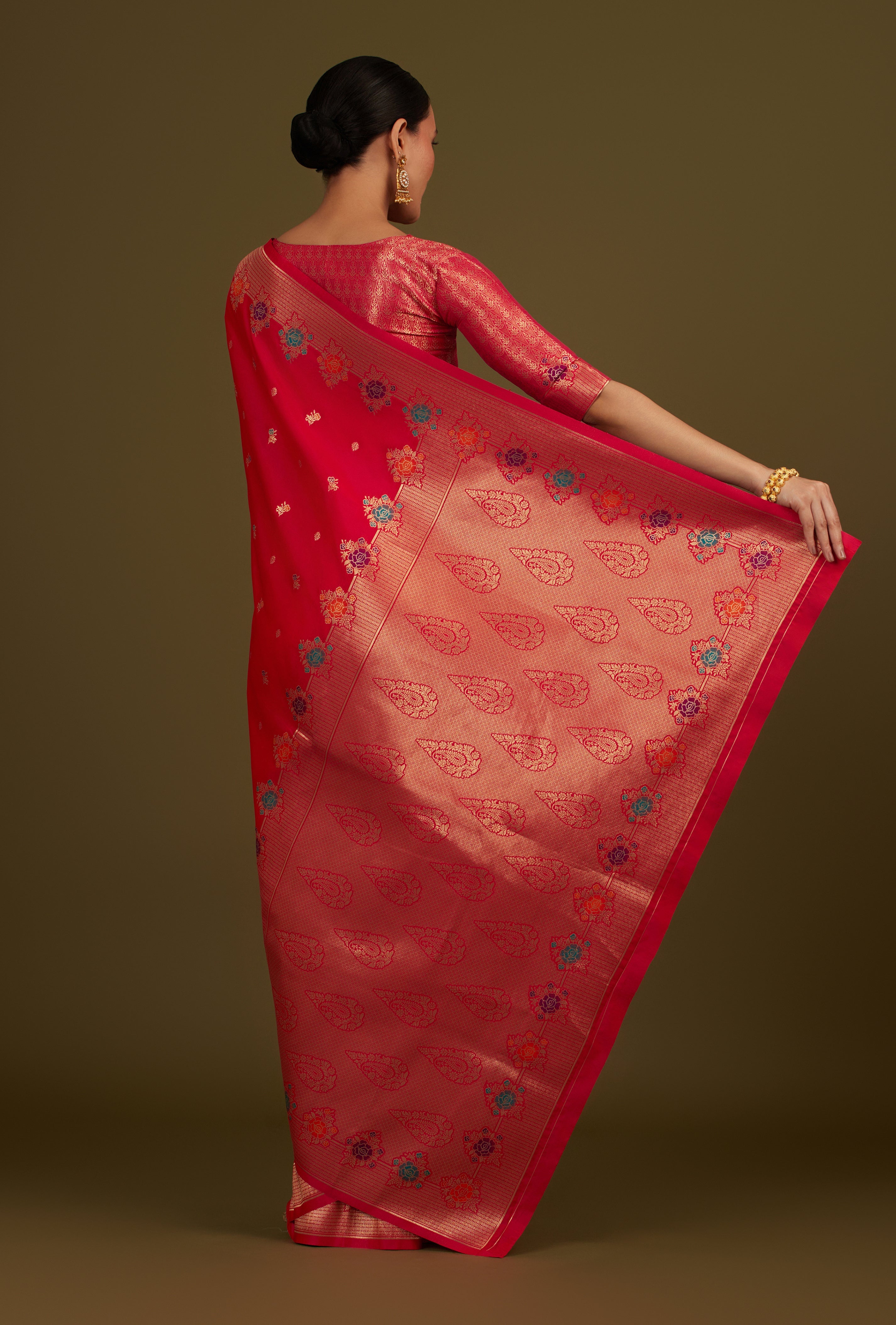 Dark Pink Banarasi Silk Blend Zari Woven Saree