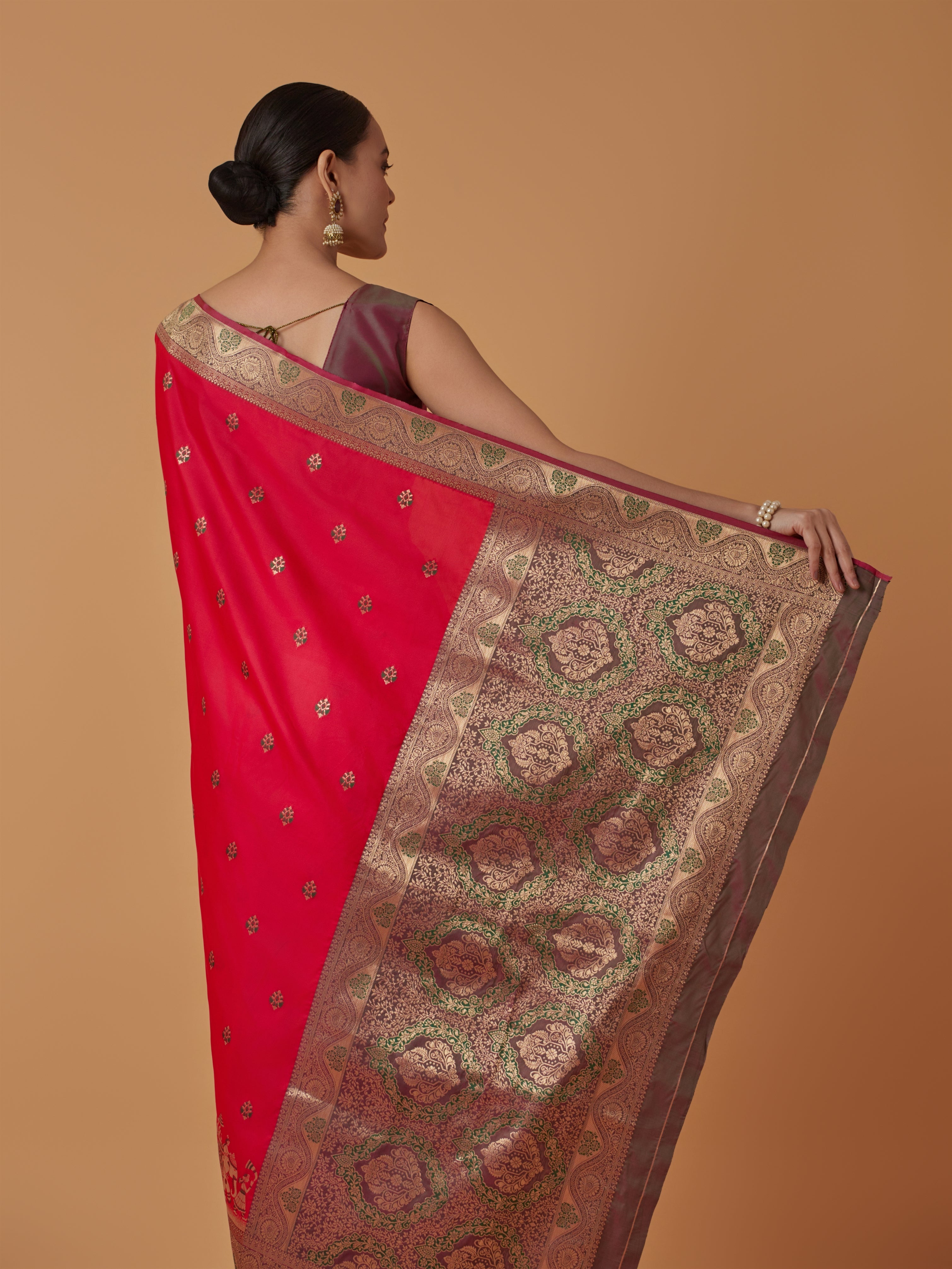 Red Banarasi Silk Dulha Dulhan Zari Woven Saree