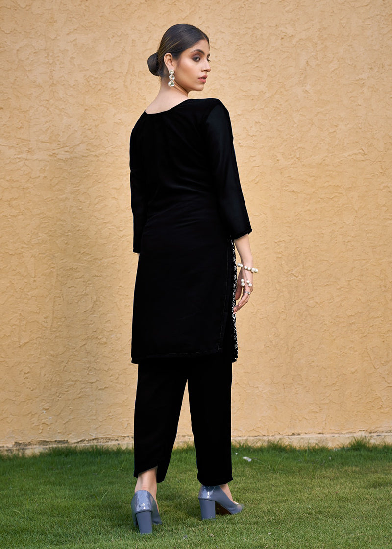 Embroidered Georgette Straight Kurta Set in Black