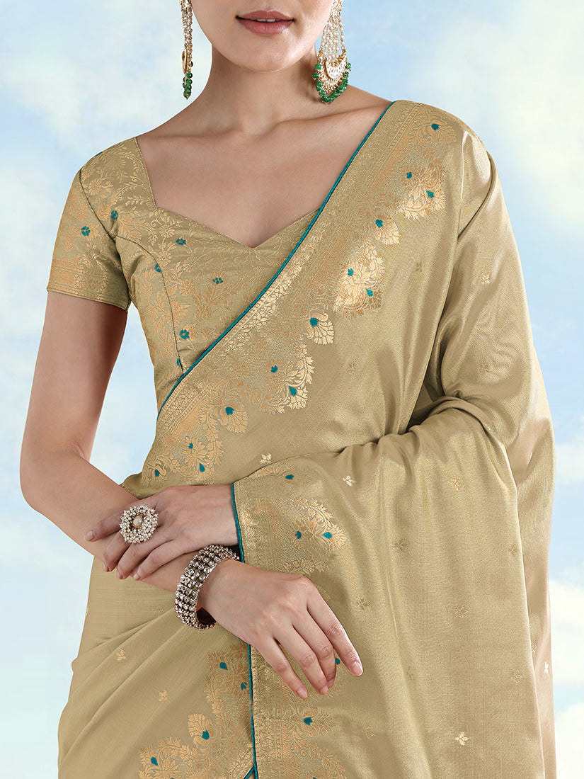 Cream Tissue Silk Saree with Zari Paisley Pallu, drape close-up