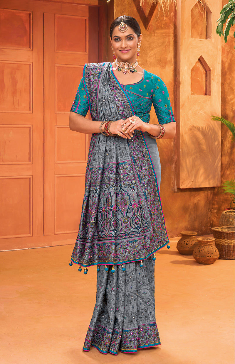 Gray Banarasi Silk Kachhi Work Saree With Contrast Blouse