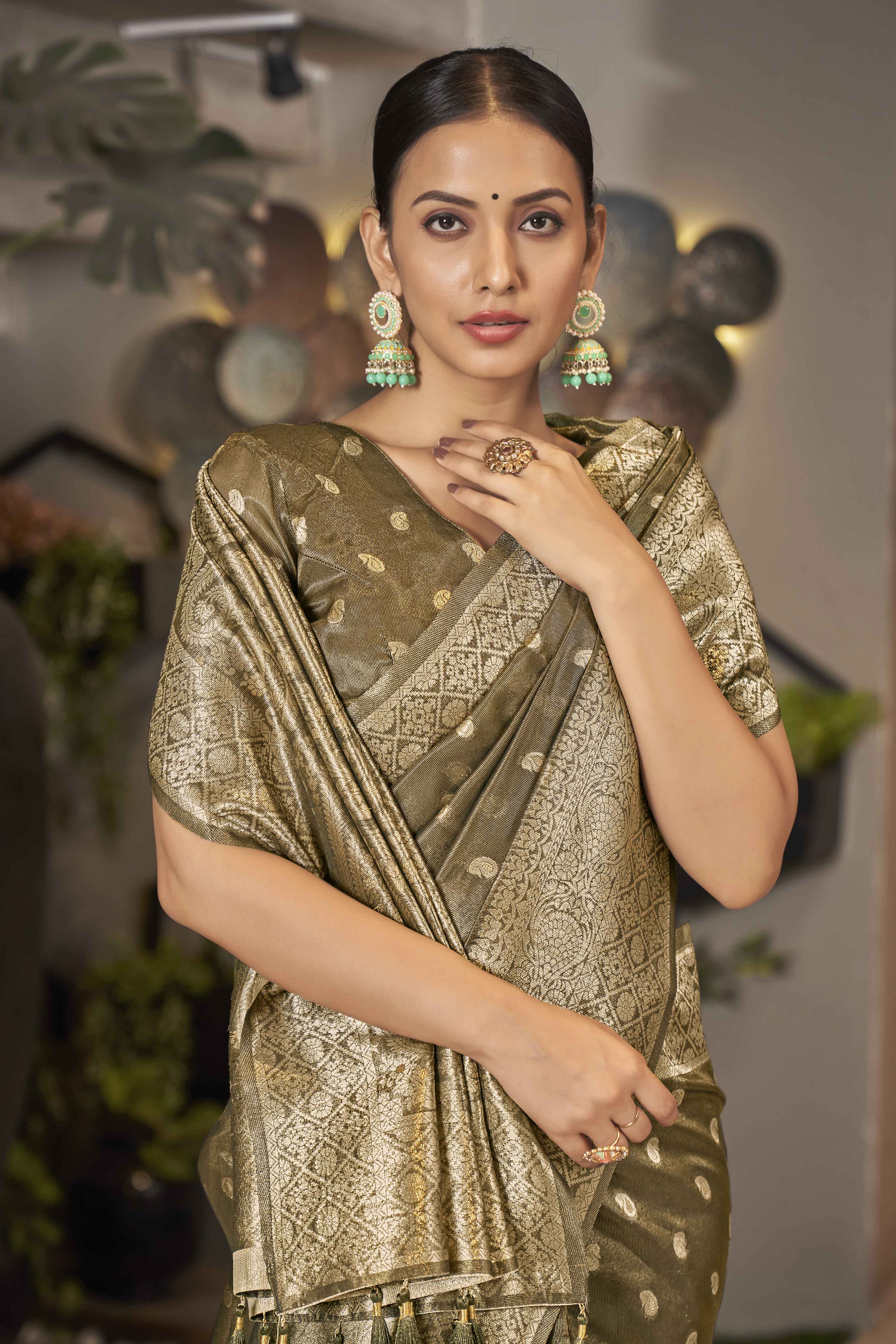 Coffee Brown Shimmer Silk Woven Trending Saree - Monjolika Fashion