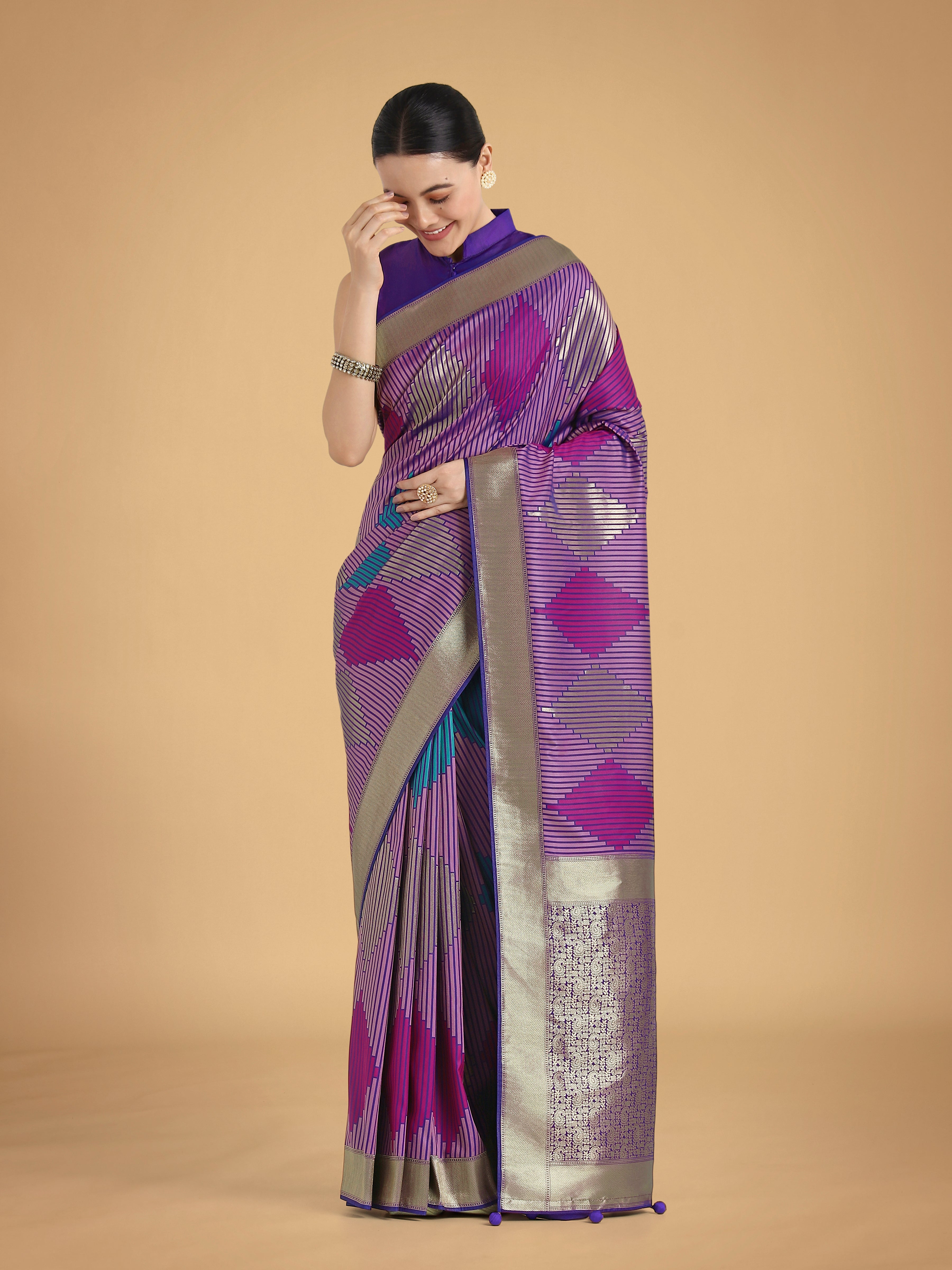 Lavender Colour Banarasi Silk Zari Weaving Classic Saree
