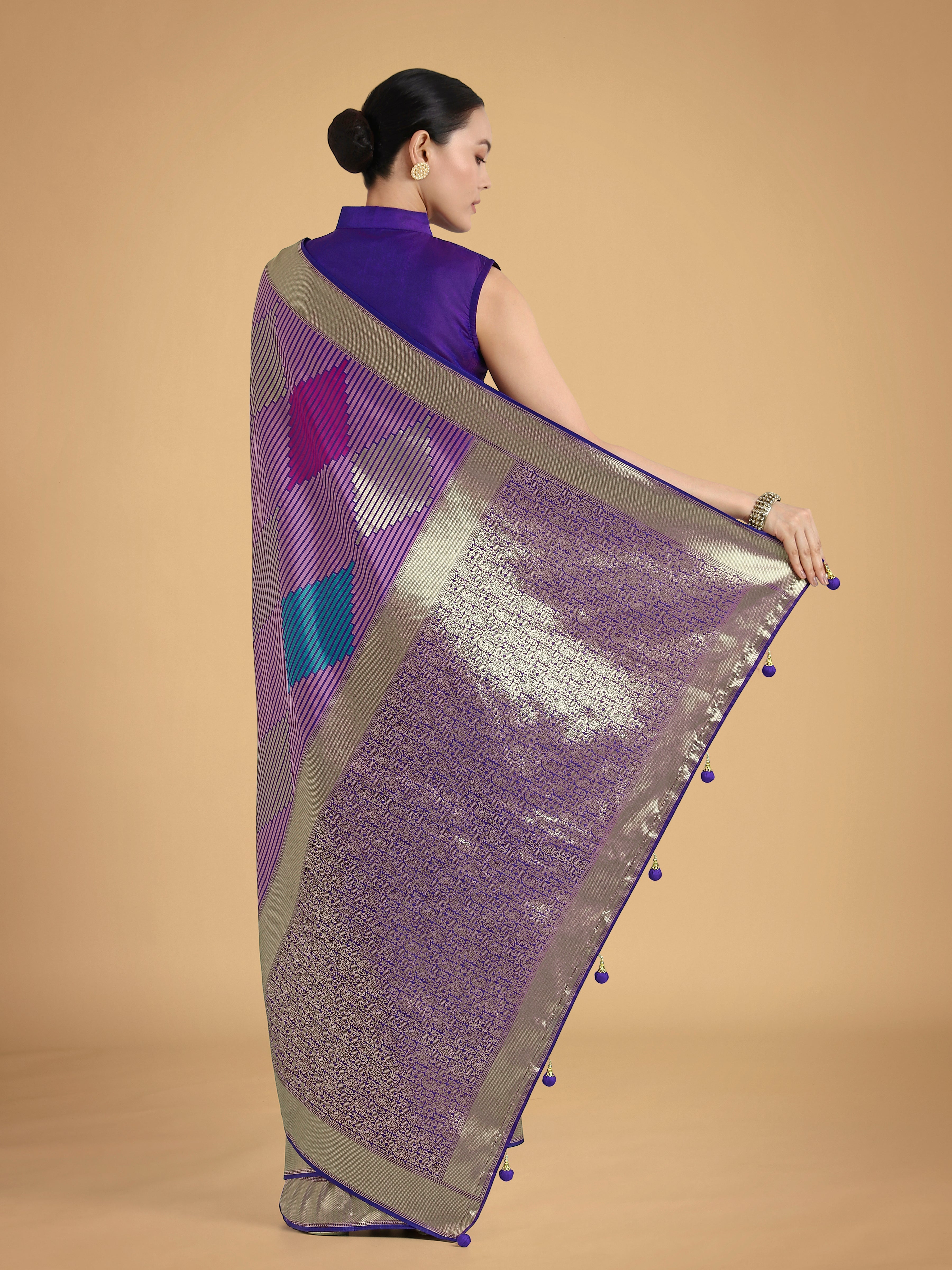 Lavender Colour Banarasi Silk Zari Weaving Classic Saree