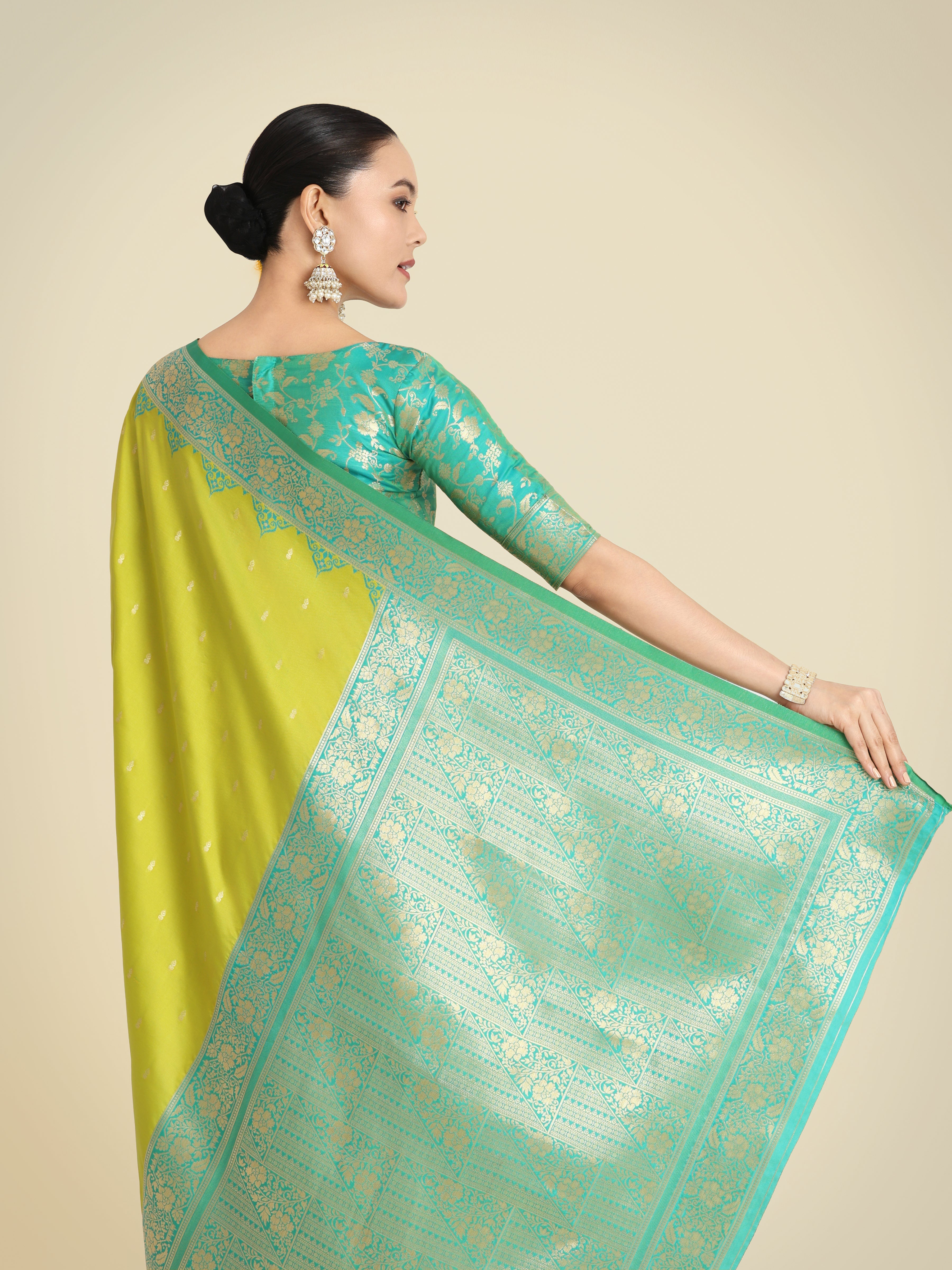 Lemon Green Banarasi Soft Silk Butti & Zari Weave Tradition Saree