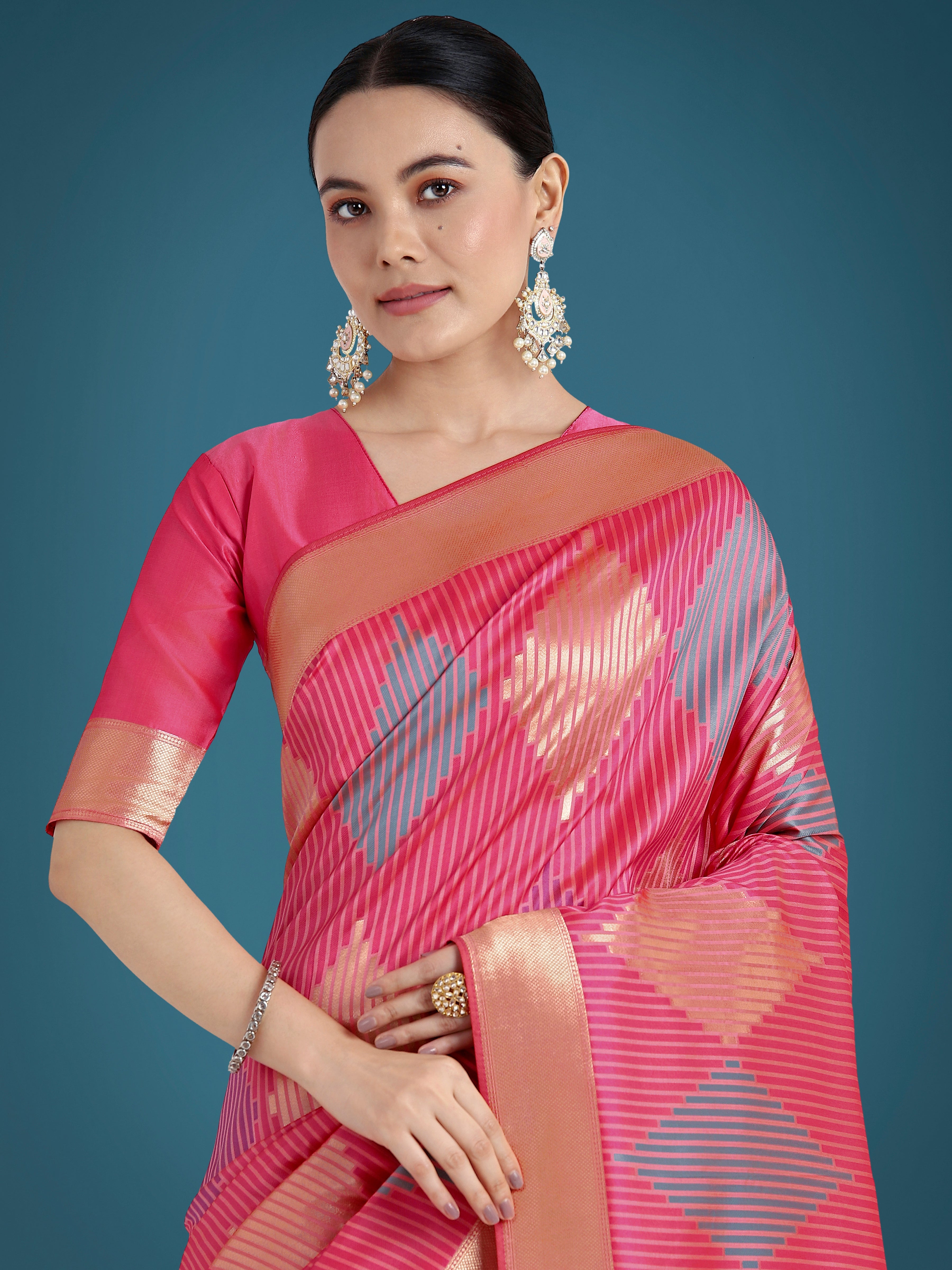 Light Pink Colour Banarasi Silk Zari Weaving Classic Saree