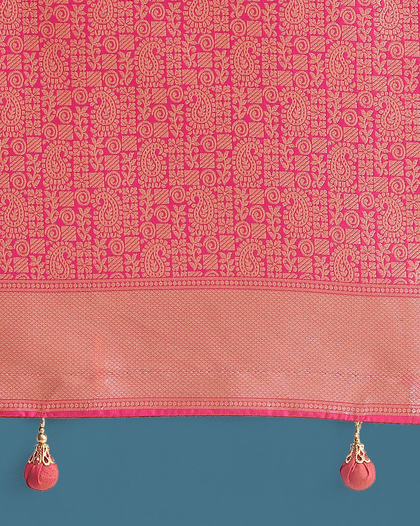 Light Pink Colour Banarasi Silk Zari Weaving Classic Saree