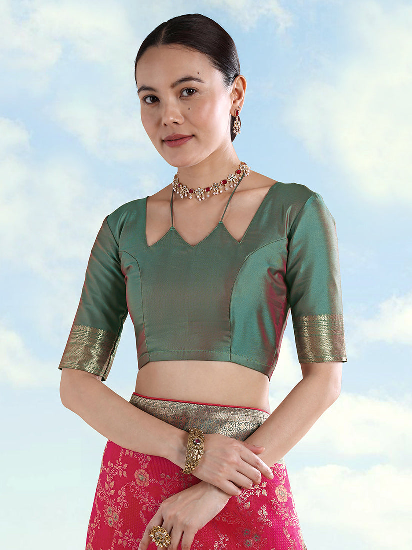 Rani Pink Baanrasi Silk Saree With Zari Woven Design - Monjolika Fashion