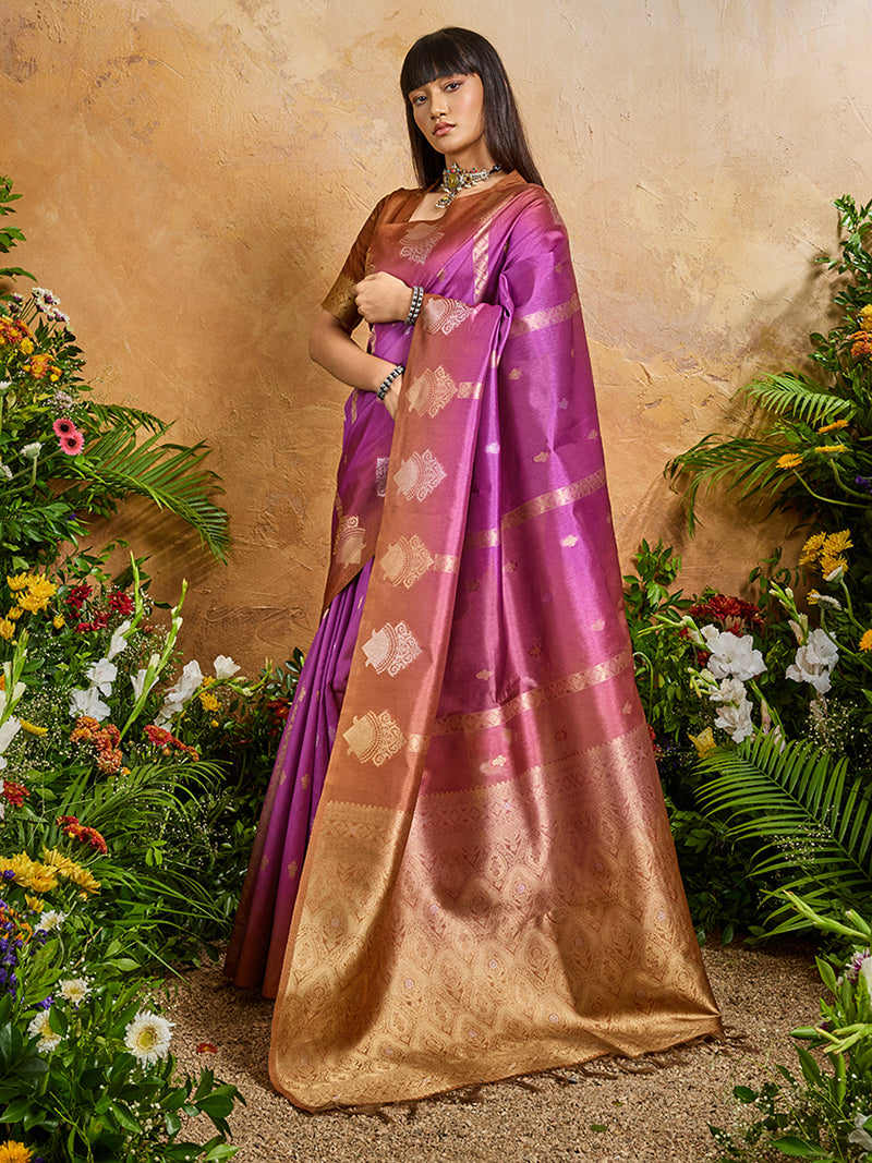 Magenta Weaving Handloom silk Blend Saree - Monjolika Fashion