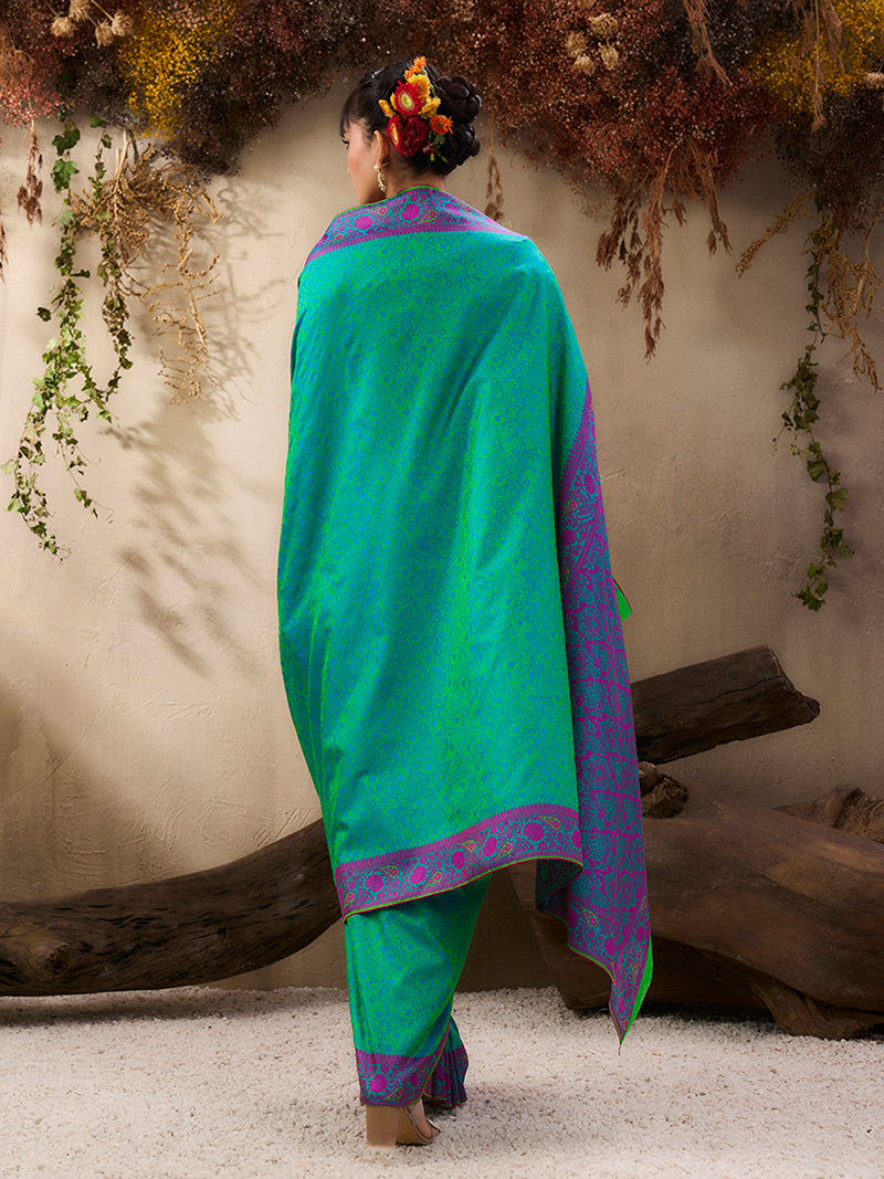 Turquoise woven Kanjivaram Silk Blend Saree - Monjolika Fashion