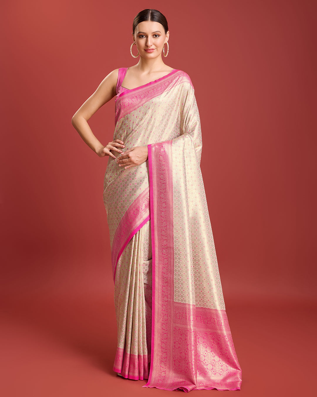 Off White Kanjivaram Silk Zari Woven Festive Wear Saree - Monjolika Fashion