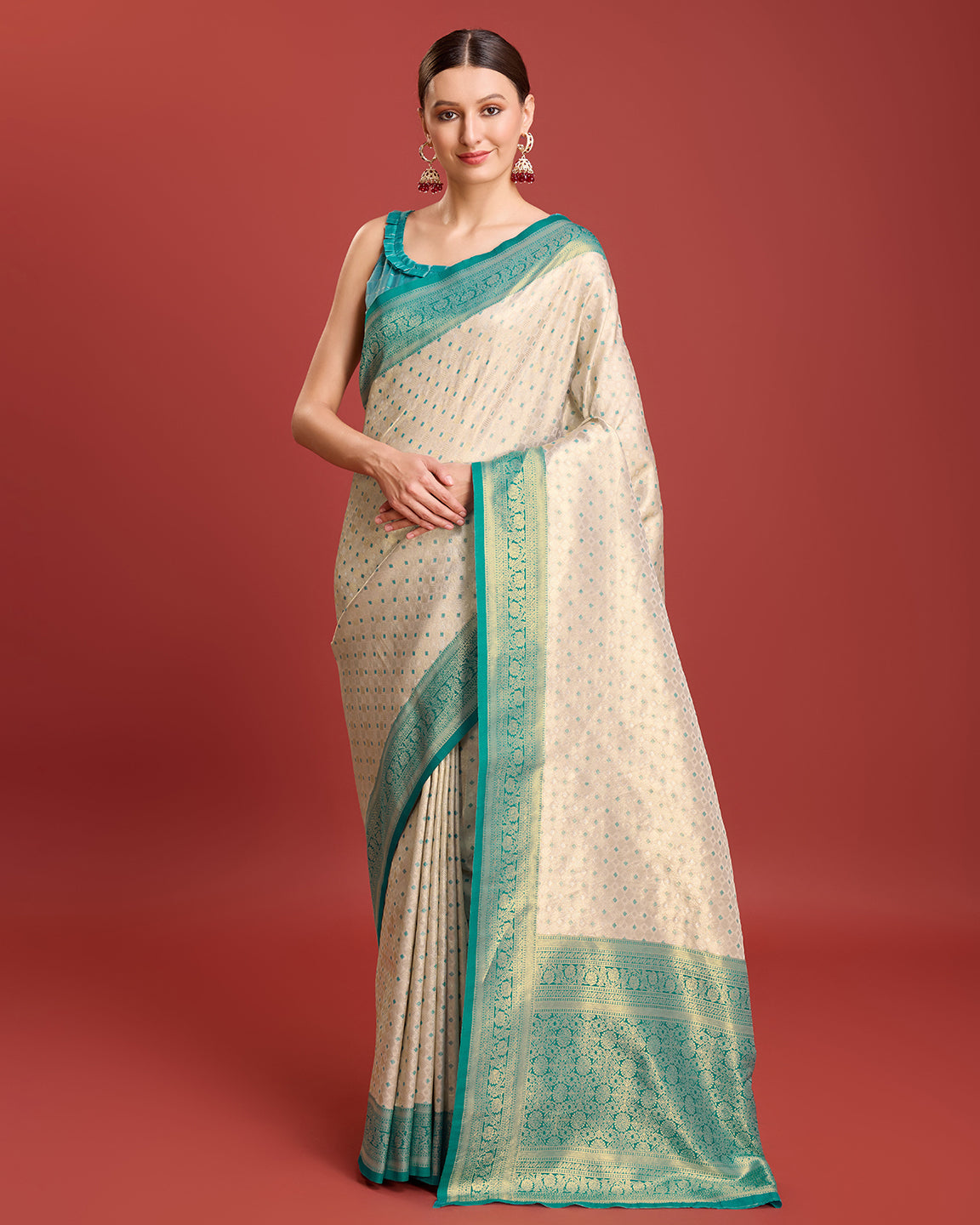 Off White Kanjivaram Silk Zari Woven Festive Wear Saree - Monjolika Fashion