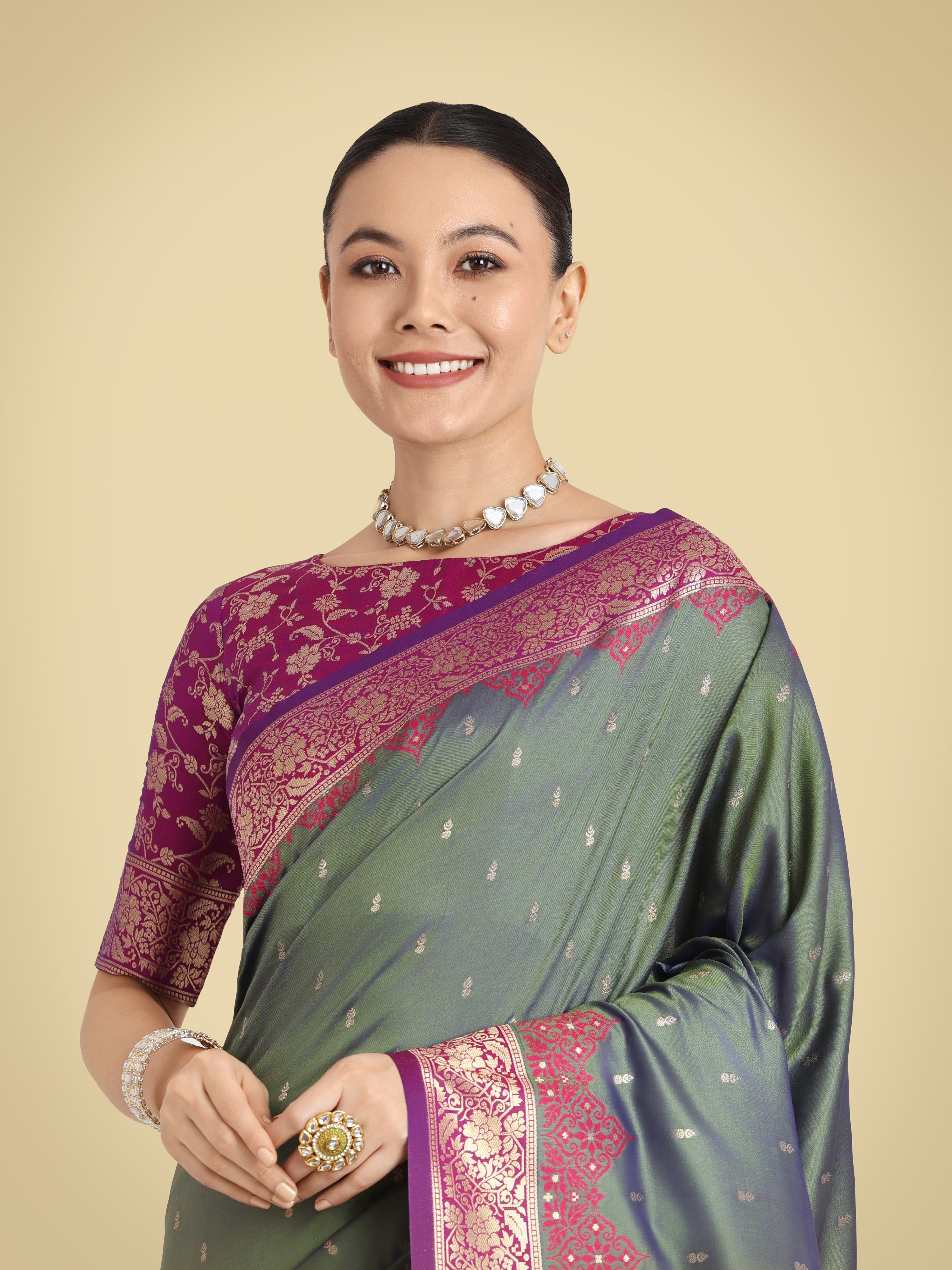Olive Green Banarasi Soft Silk Butti & Zari Weave Tradition Saree