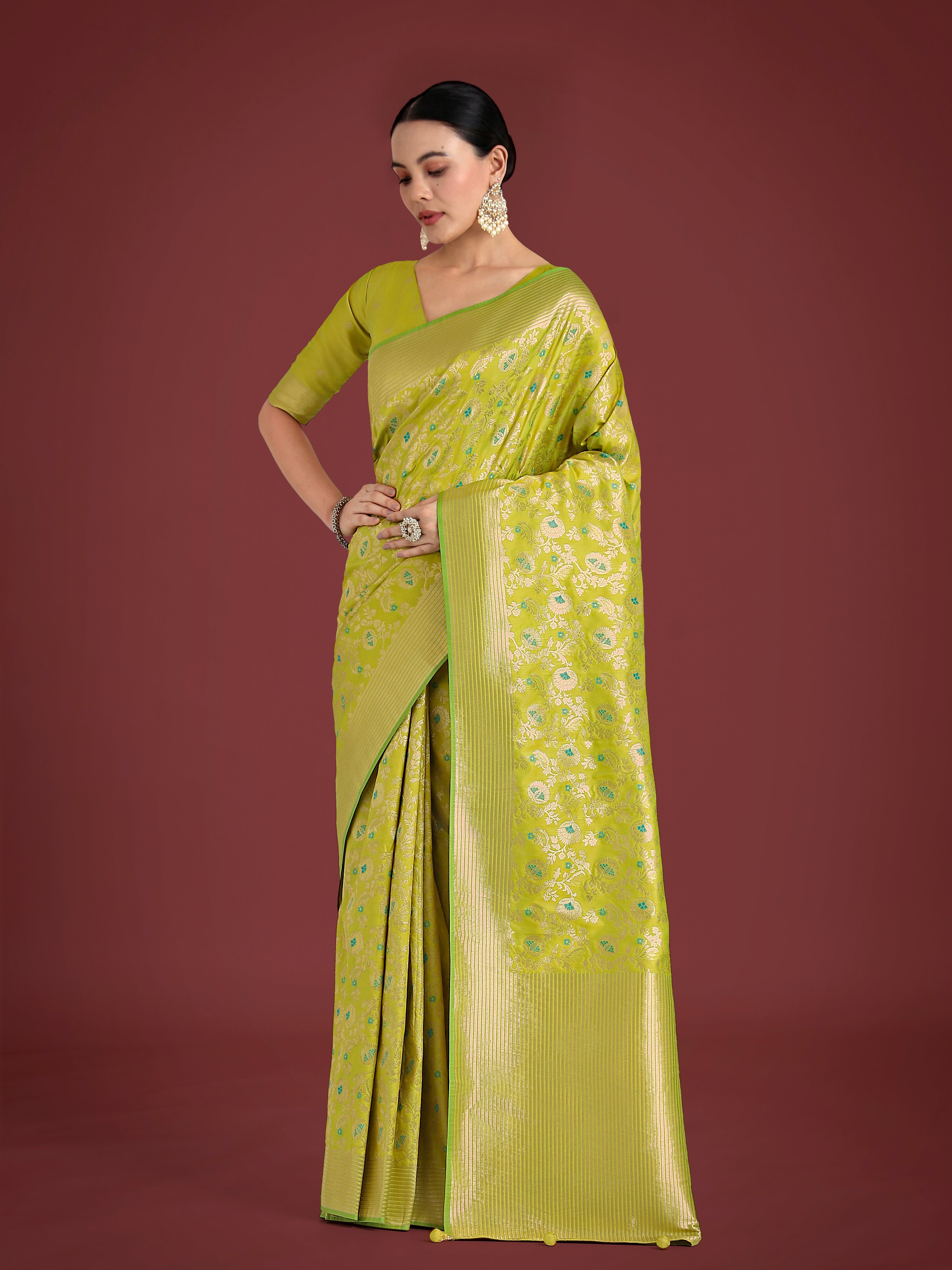 Parrot green Banarasi Silk Zaal Woven Pattern Traditional Saree