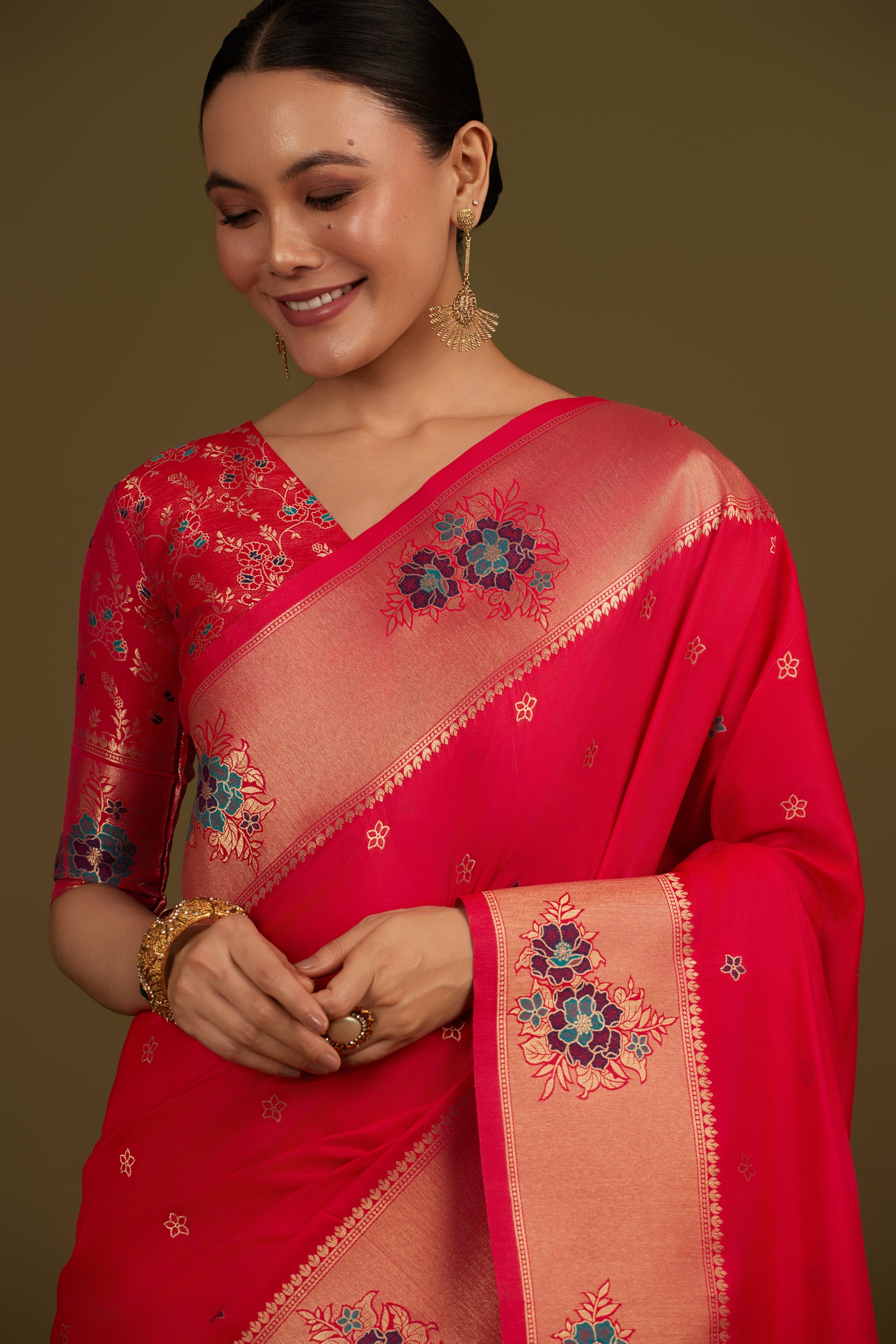 Red Silk Blend Zari Woven Classic Saree