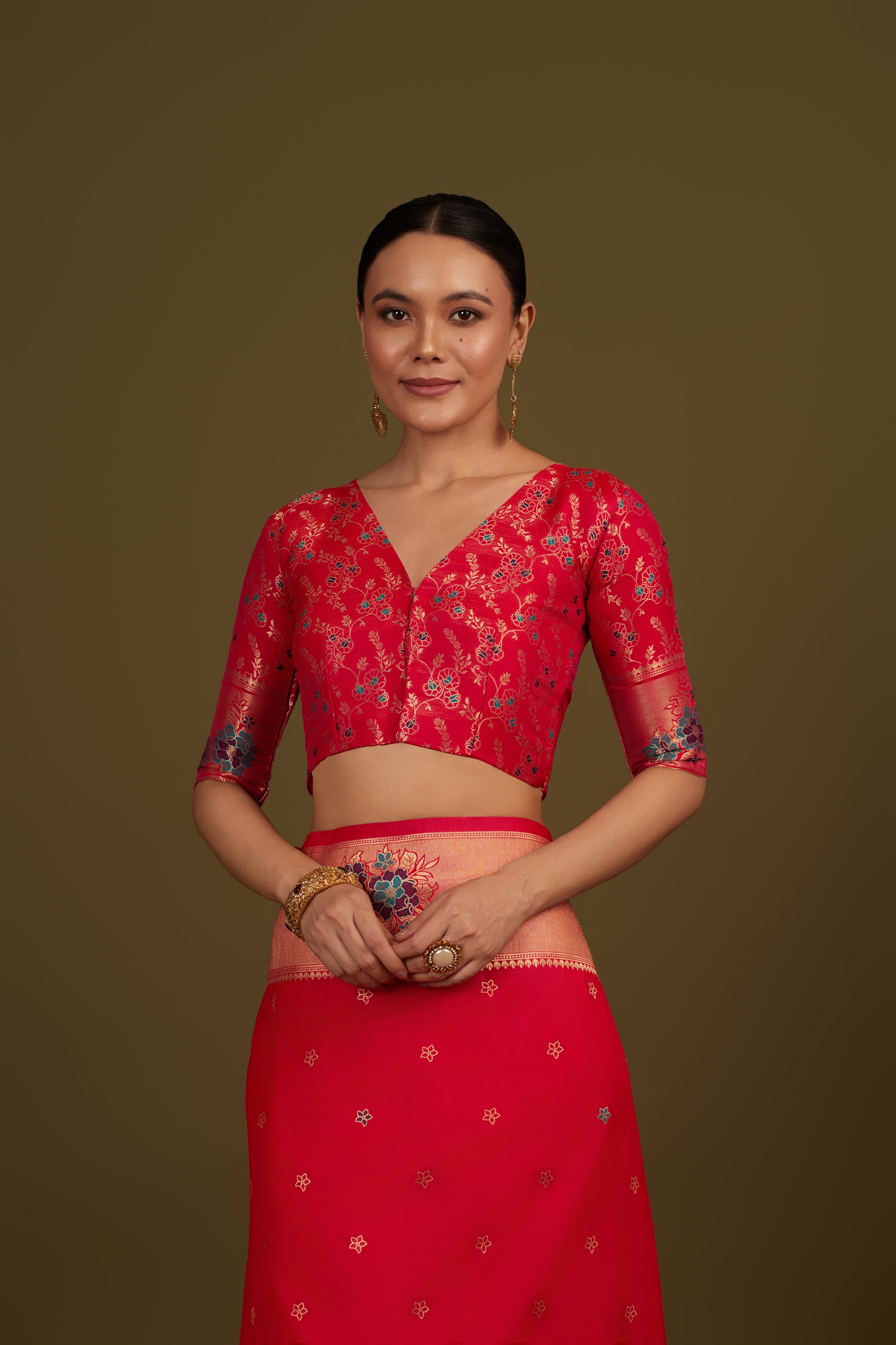 Pink Silk Blend Zari Woven Classic Saree