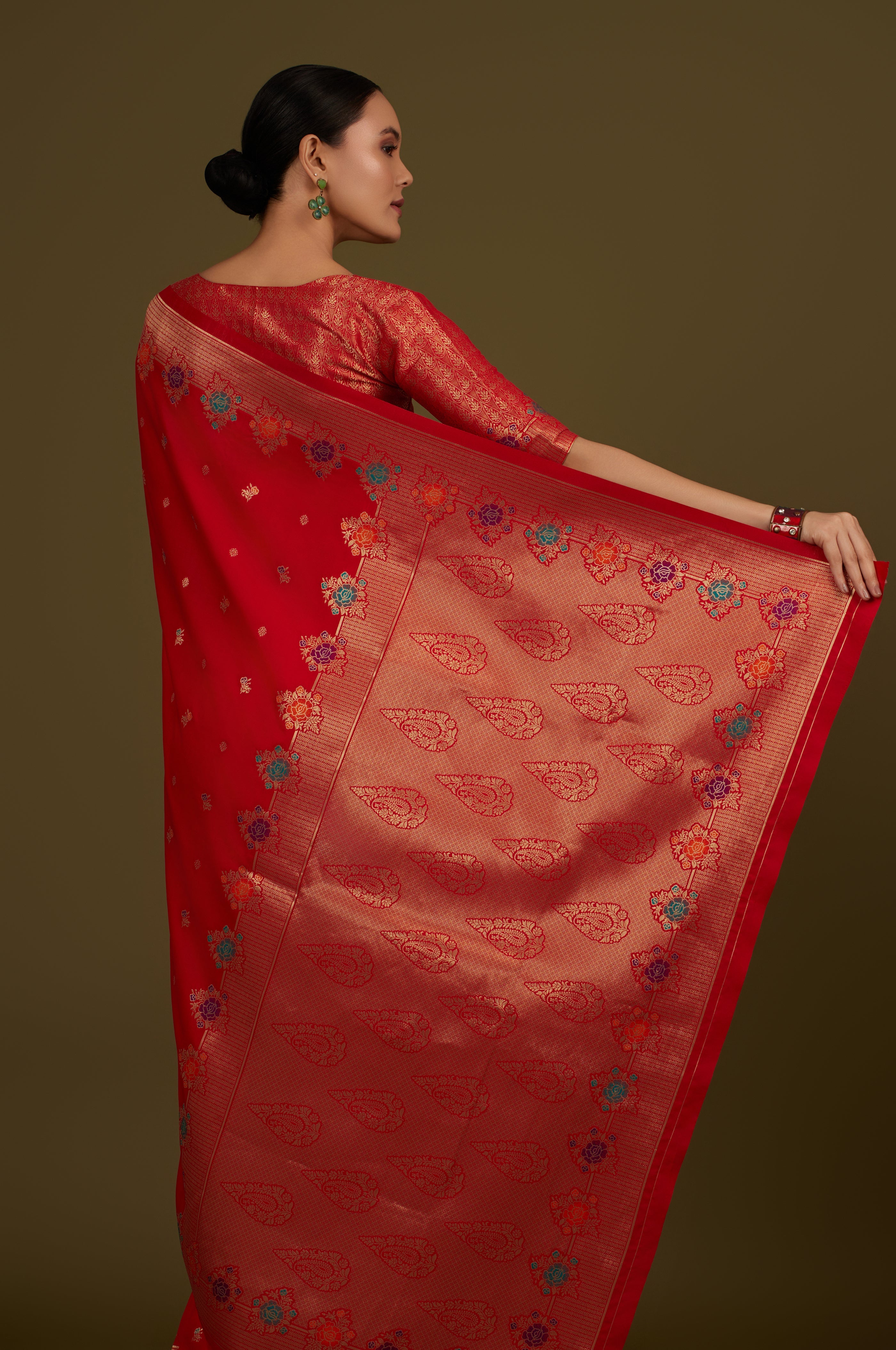 Red Banarasi Silk Blend Zari Woven Saree