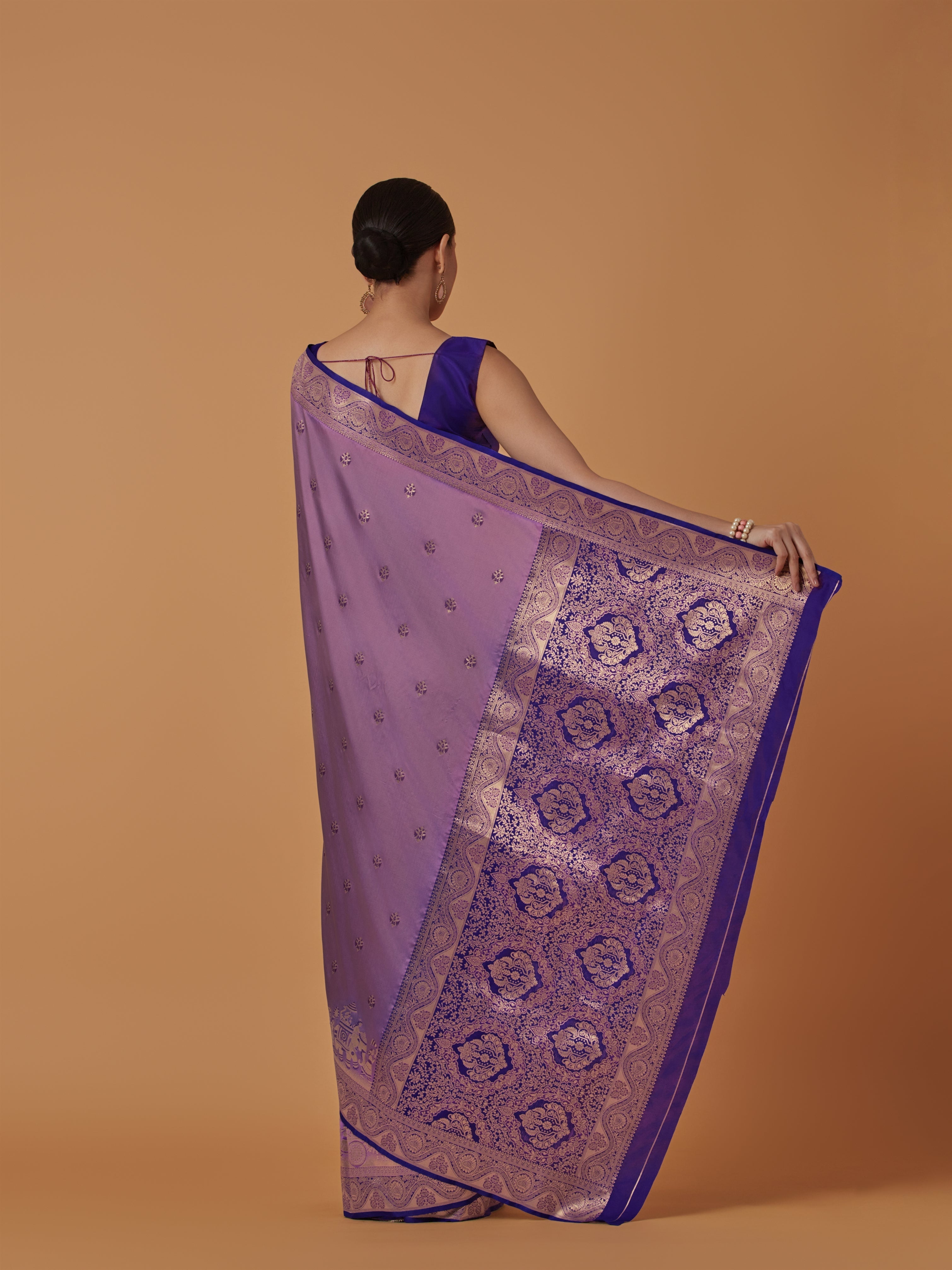 Red Banarasi Silk Dulha Dulhan Zari Woven Saree
