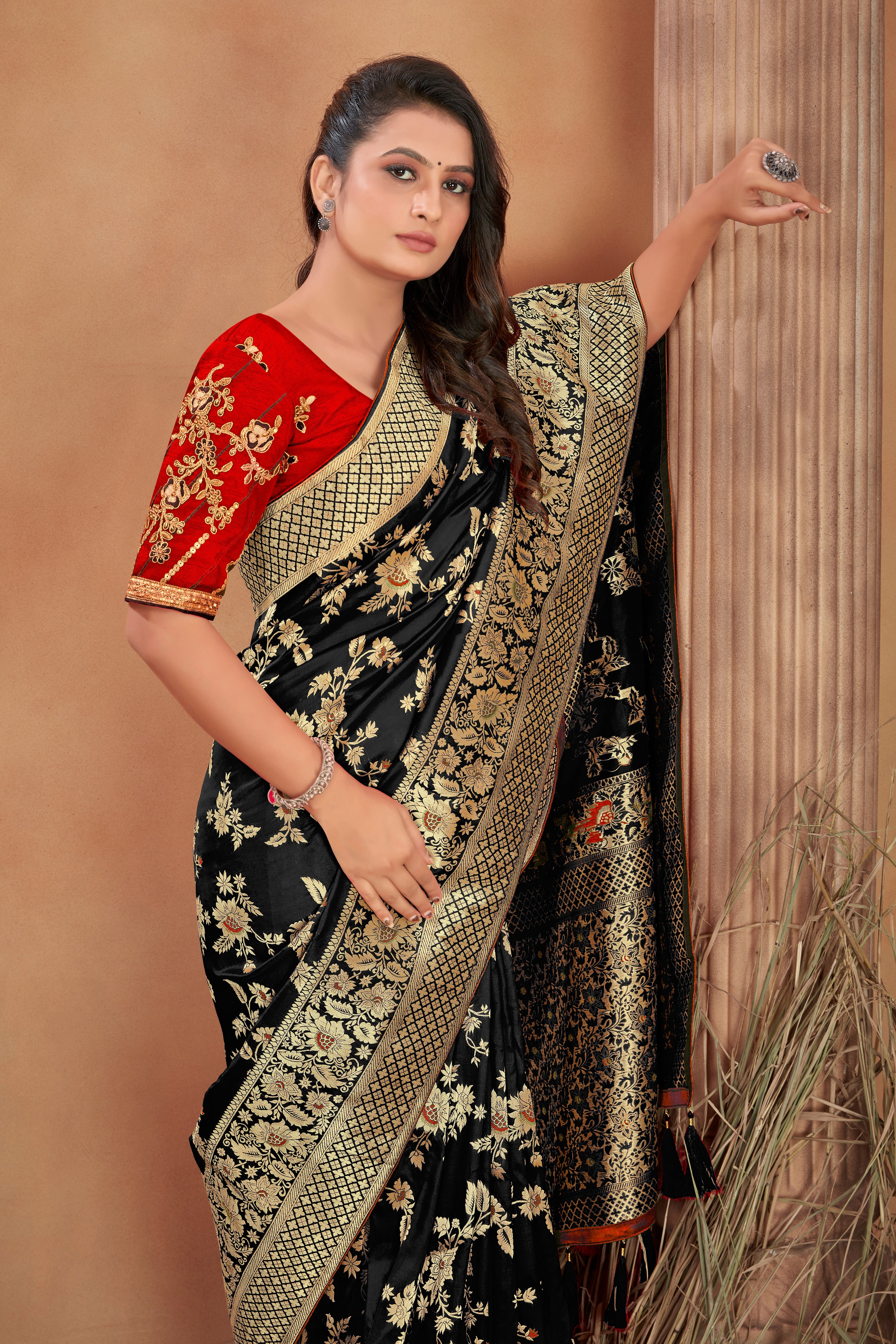Black Banarasi Silk Blend Zari Woven Tussles Saree