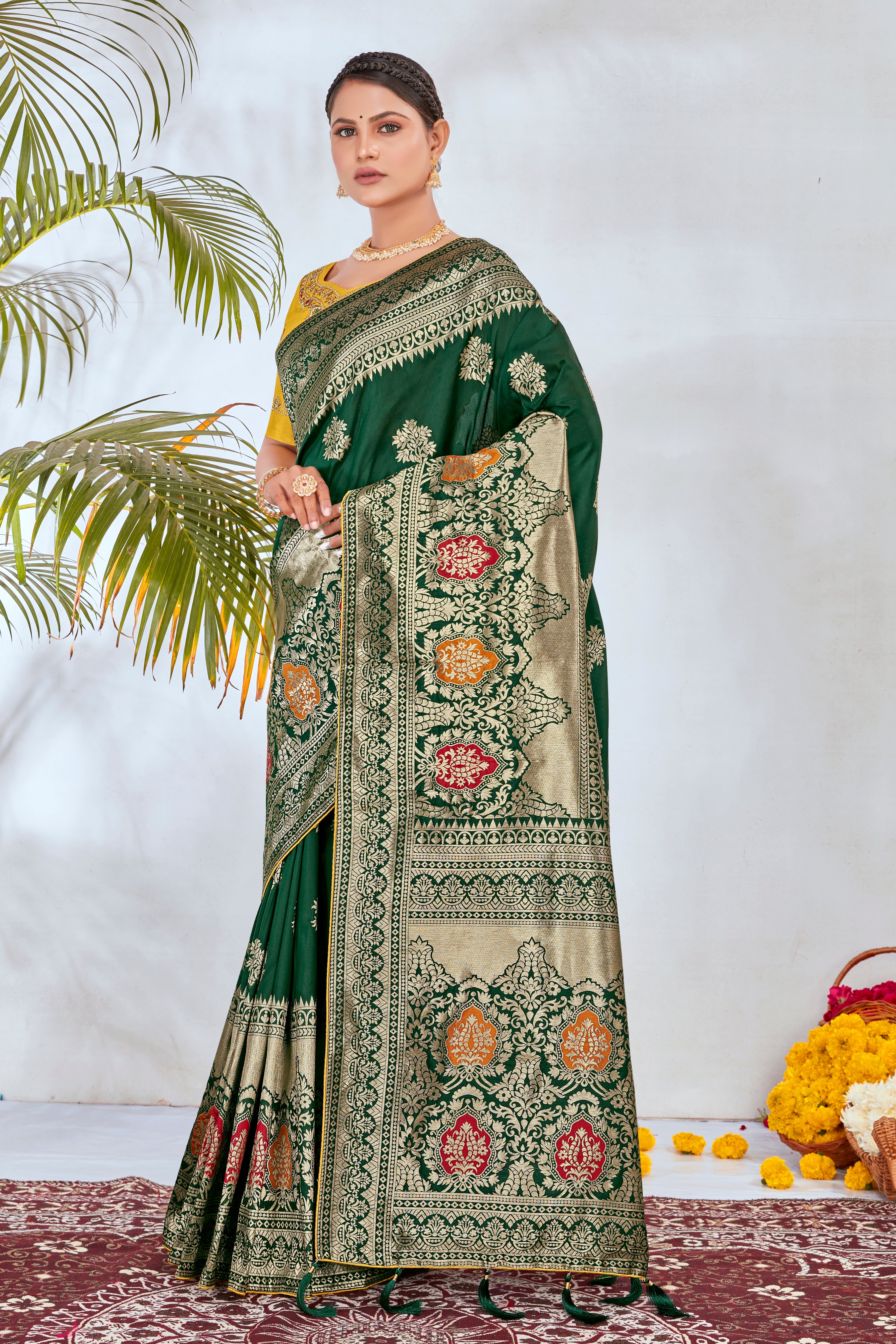 Dark Green Banarasi Silk Blend Woven Classy Saree