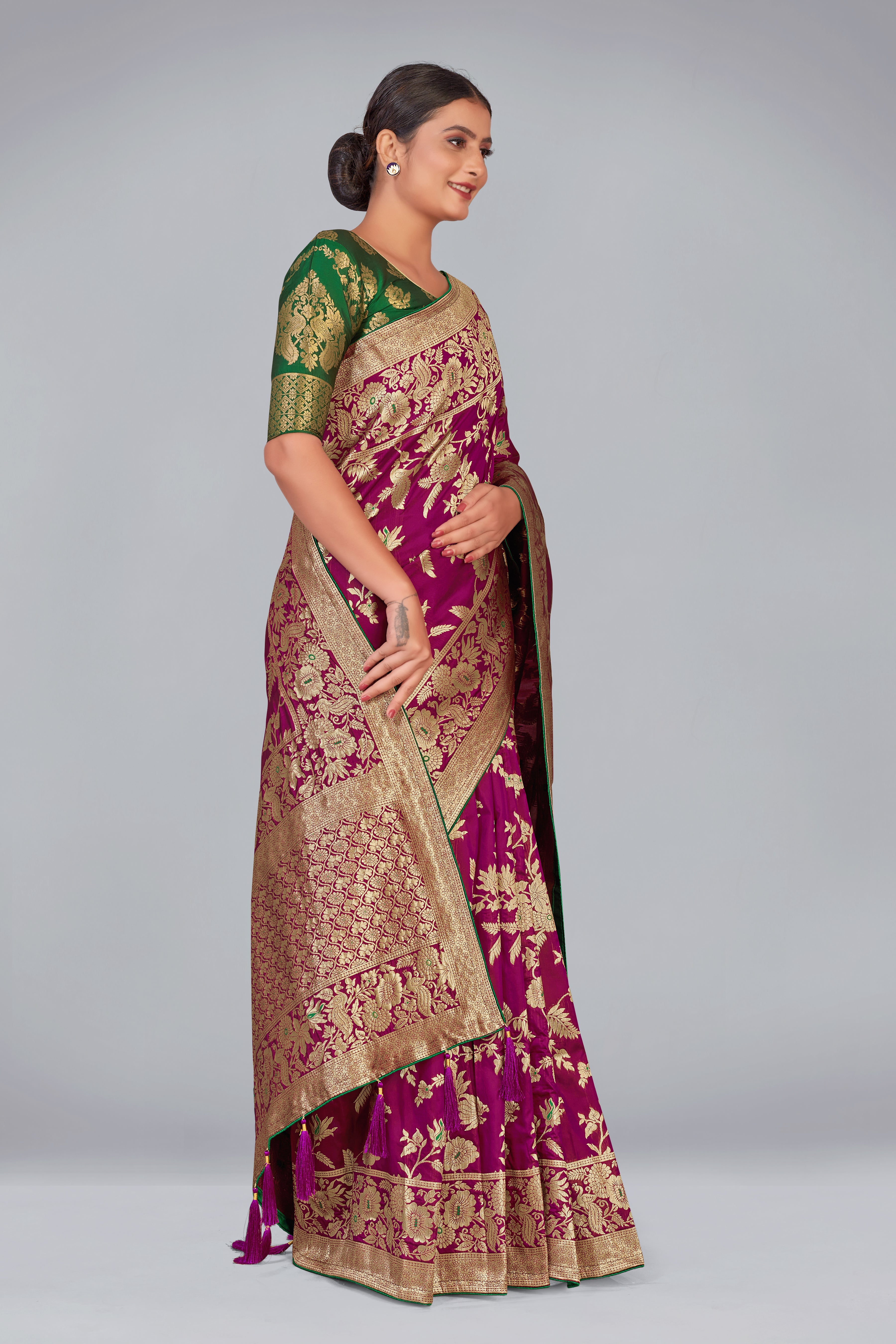 Dark Magenta Banarasi Silk Blend Woven Zari Trendy Saree
