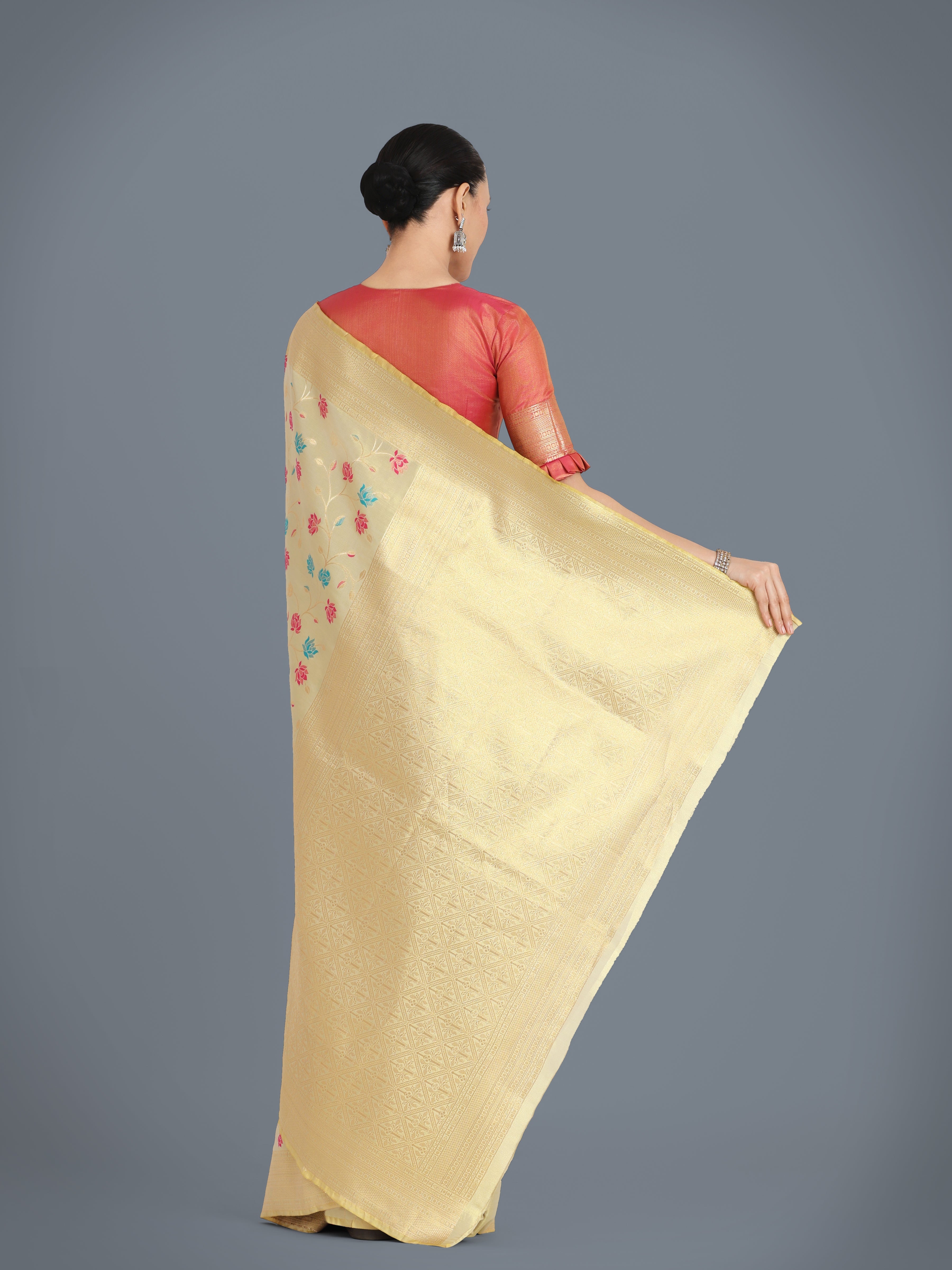 Cream Banarasi Tissue silk Designs With Regal Rich Look Saree